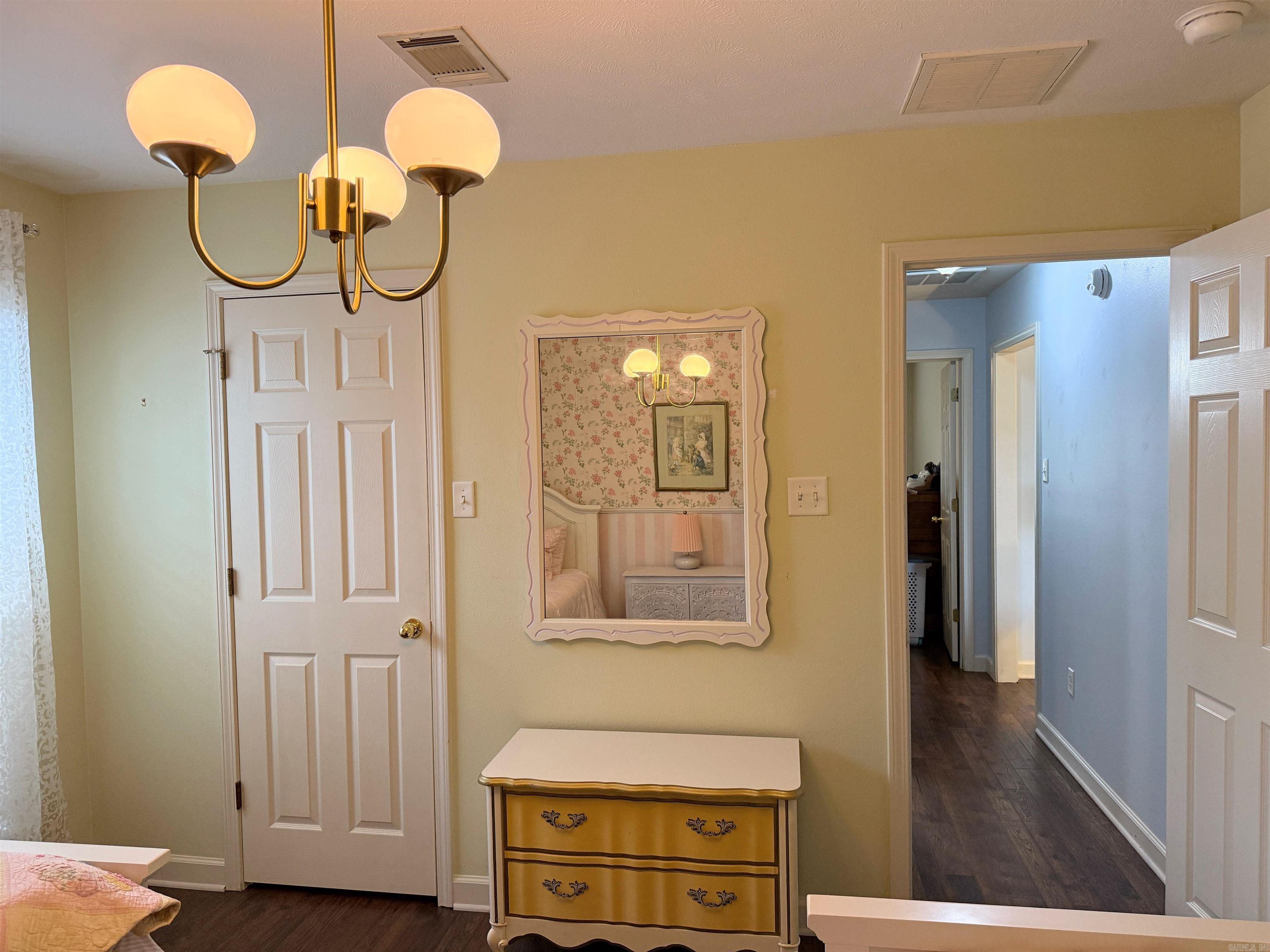 WINDSOR PARK - Residential