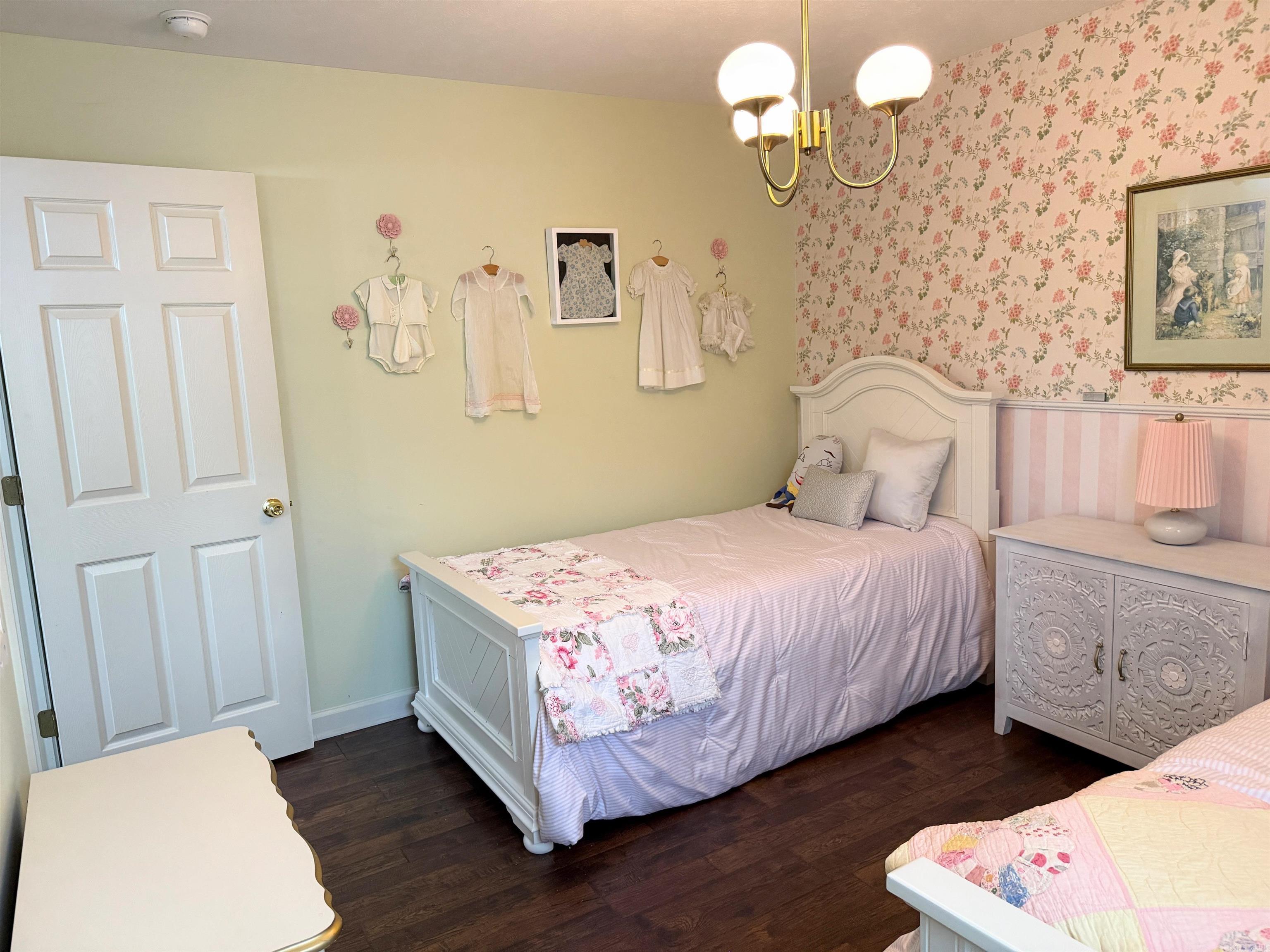 WINDSOR PARK - Residential