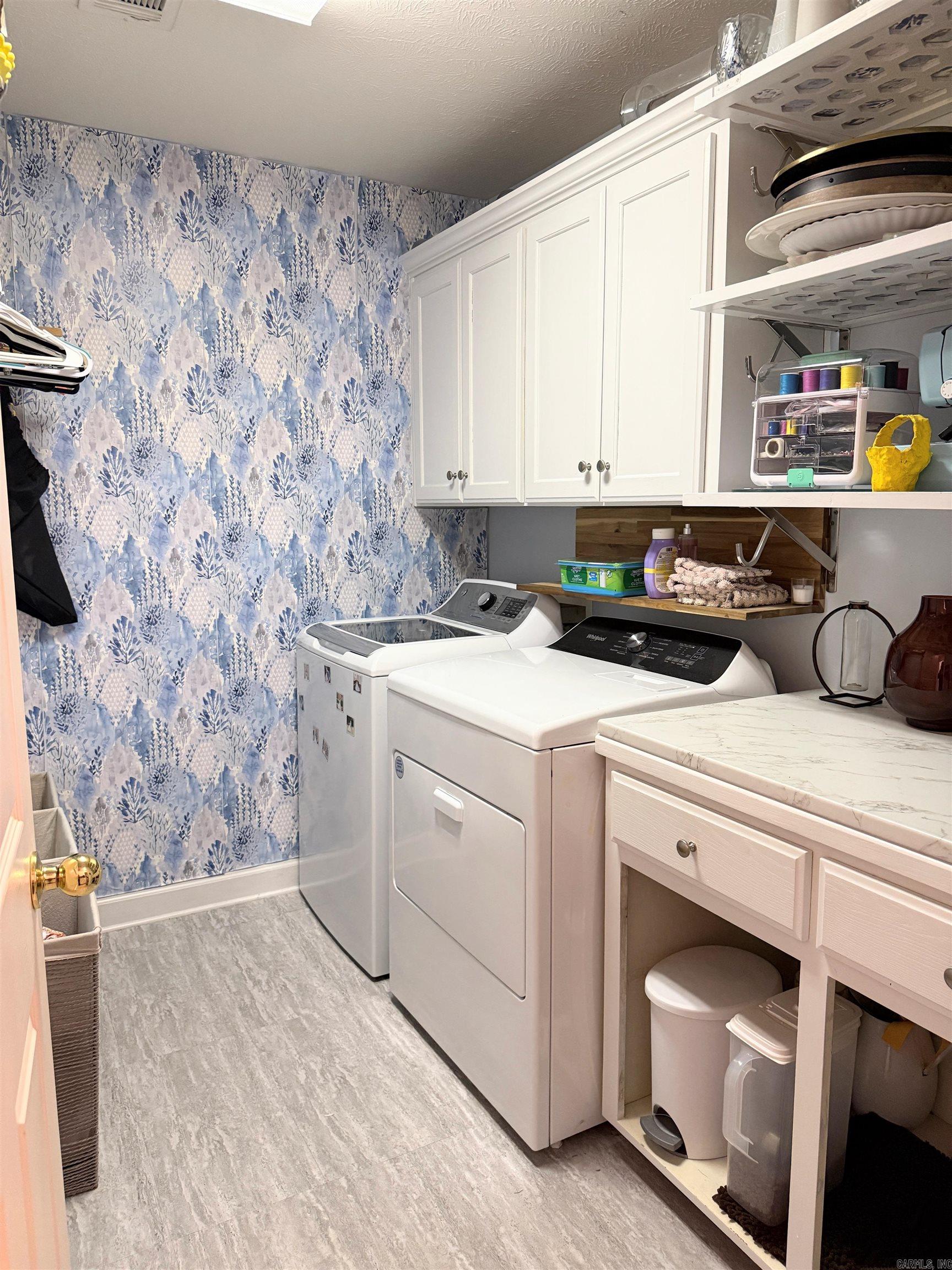 WINDSOR PARK - Residential