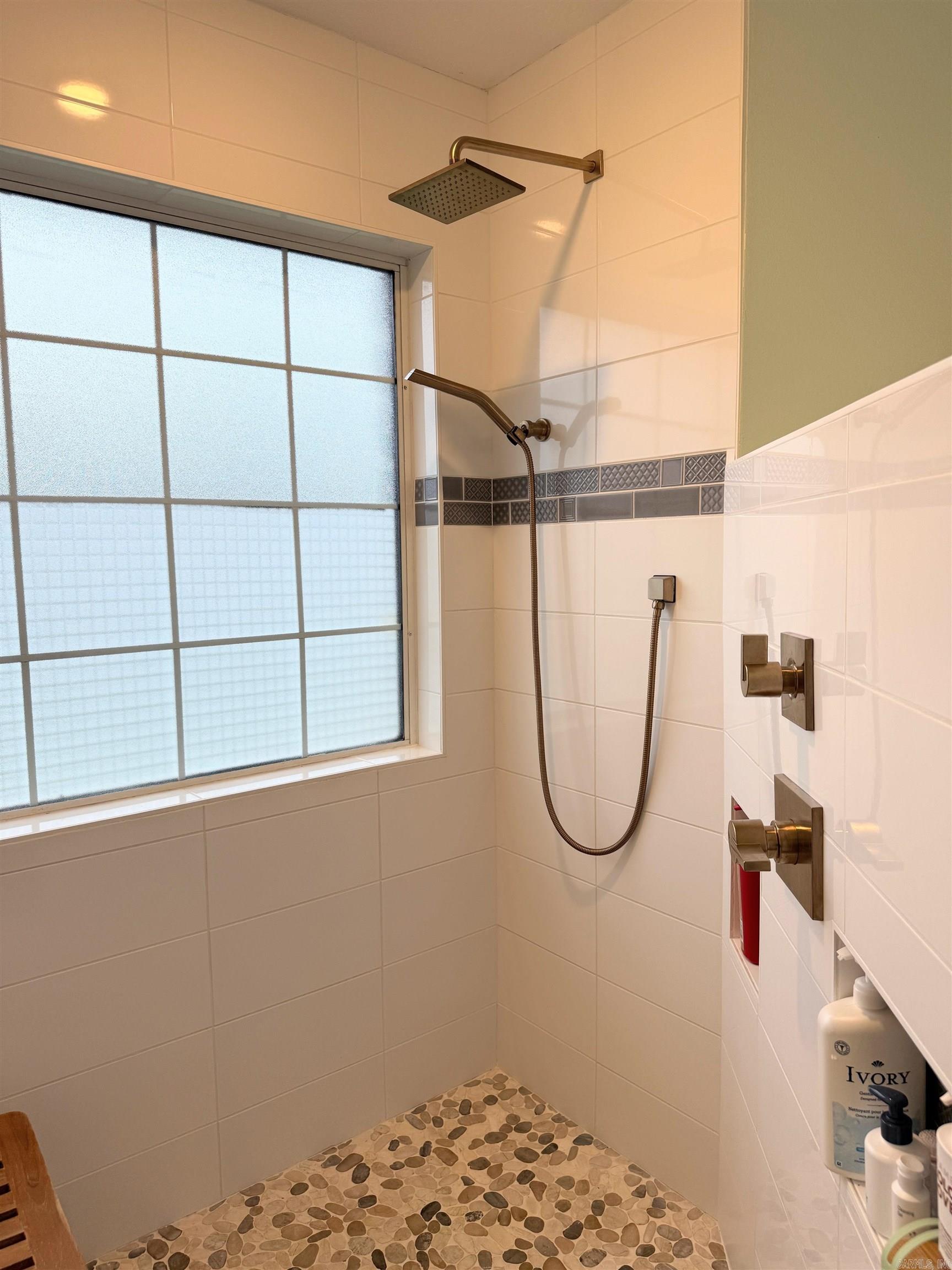 WINDSOR PARK - Residential