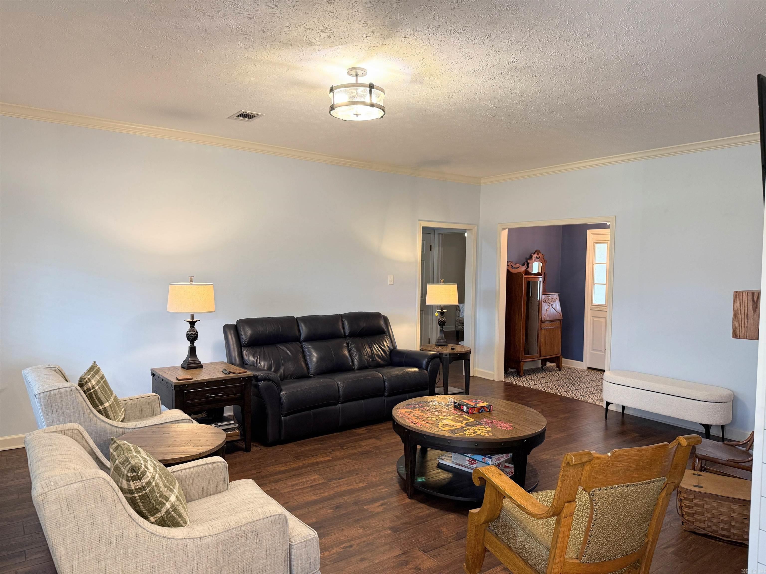 WINDSOR PARK - Residential