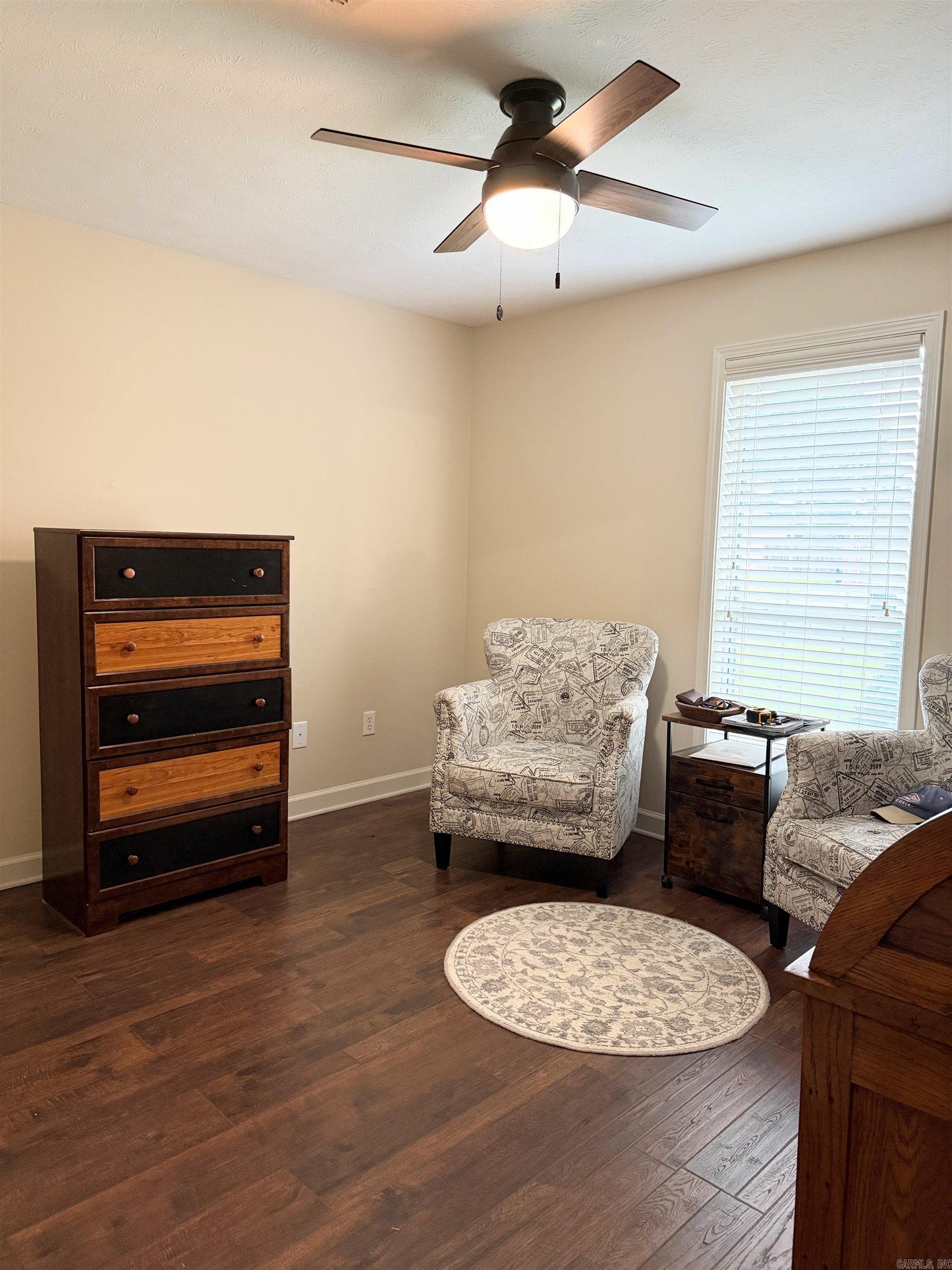 WINDSOR PARK - Residential