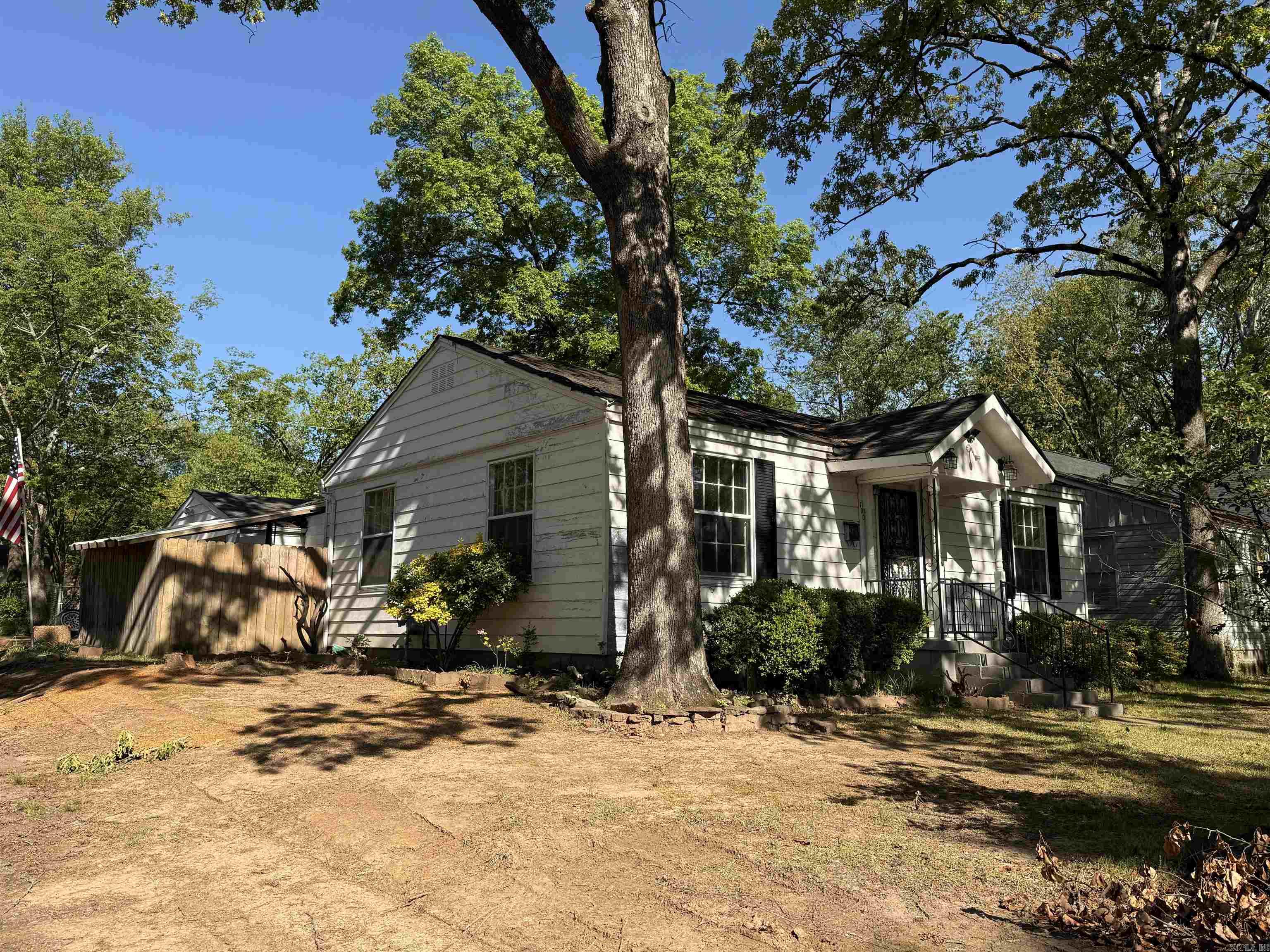 LINCOLN PARK - Residential