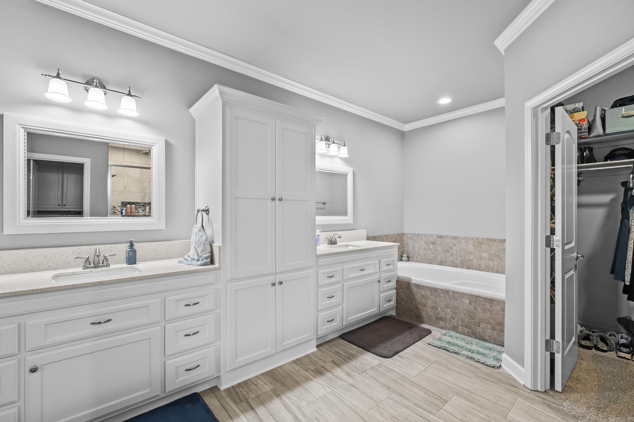 MOUNT TABOR ESTATES - Residential