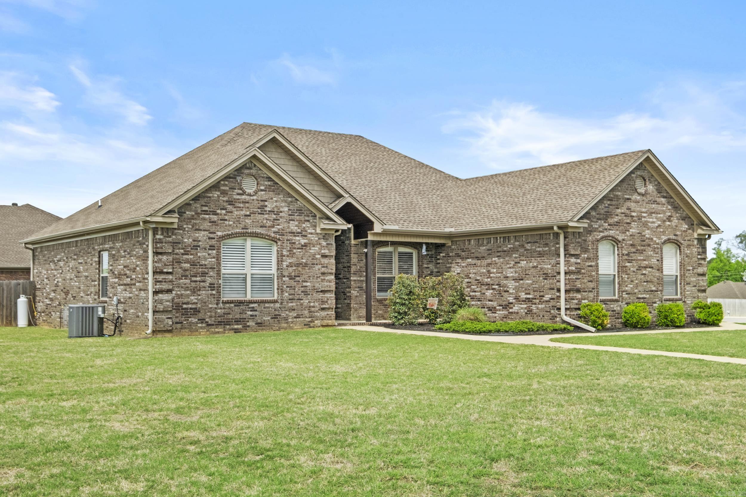 MOUNT TABOR ESTATES - Residential