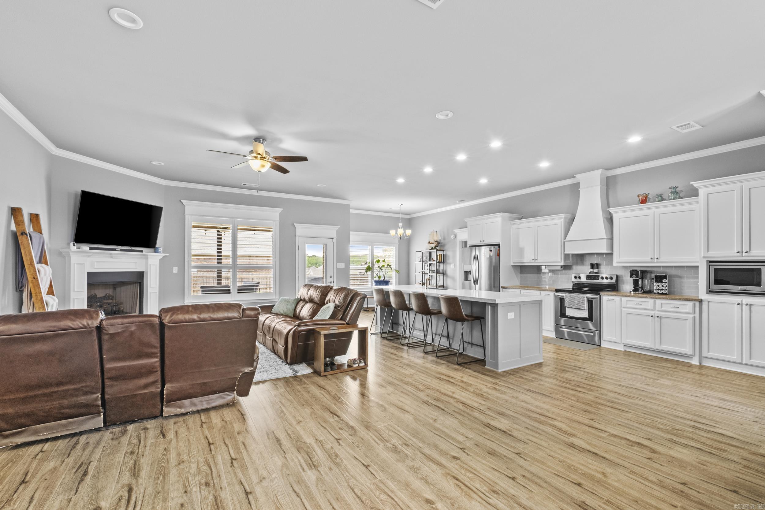 MOUNT TABOR ESTATES - Residential