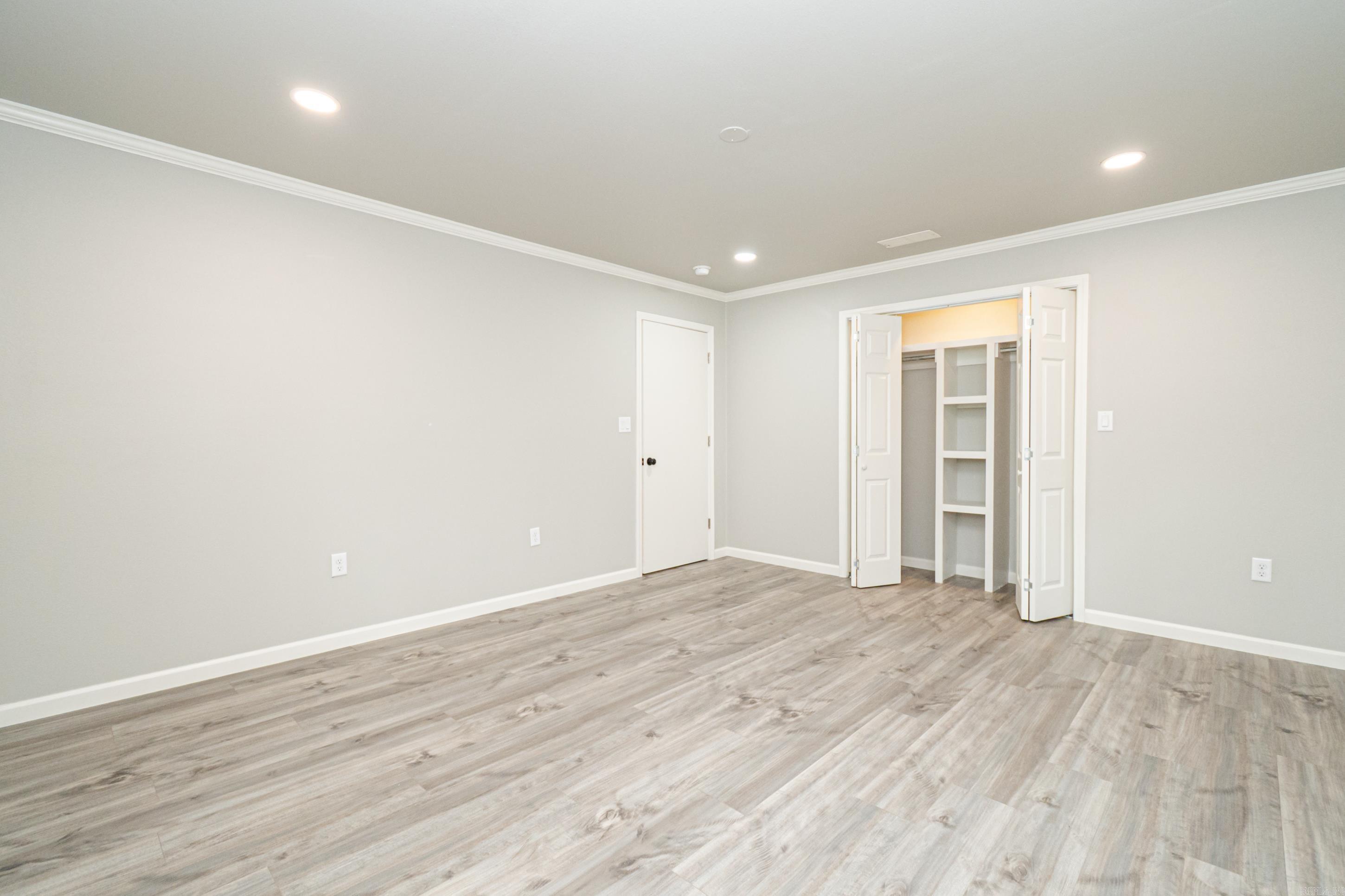 MONTICELLO - Residential