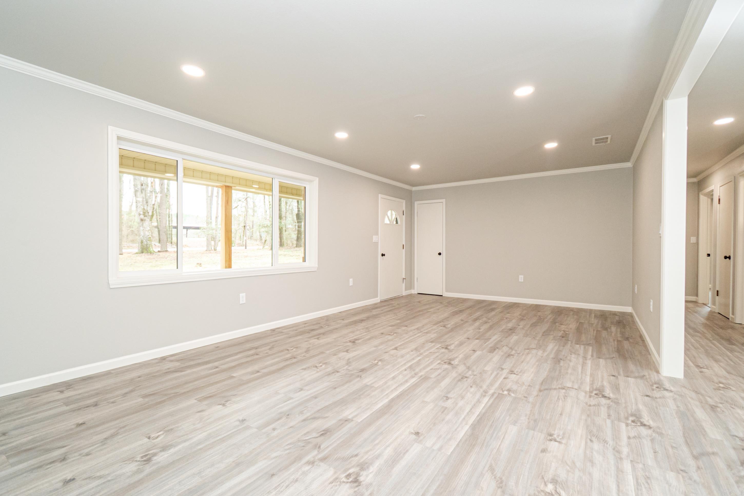 MONTICELLO - Residential