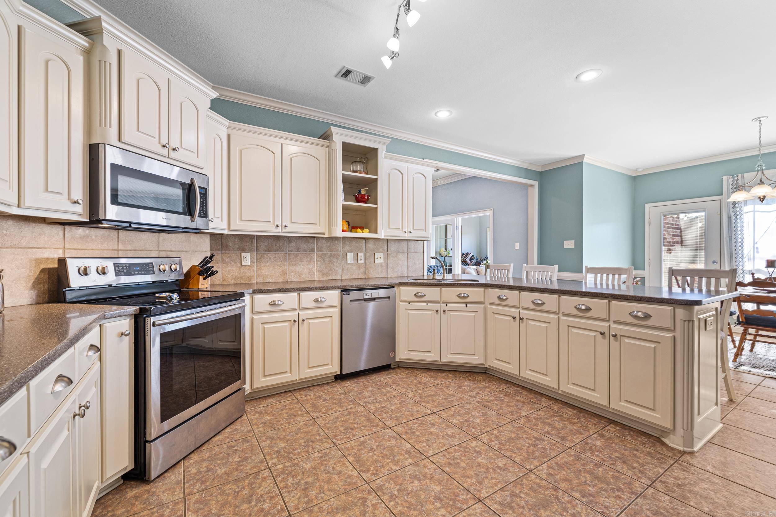 GREYSTONE - Residential