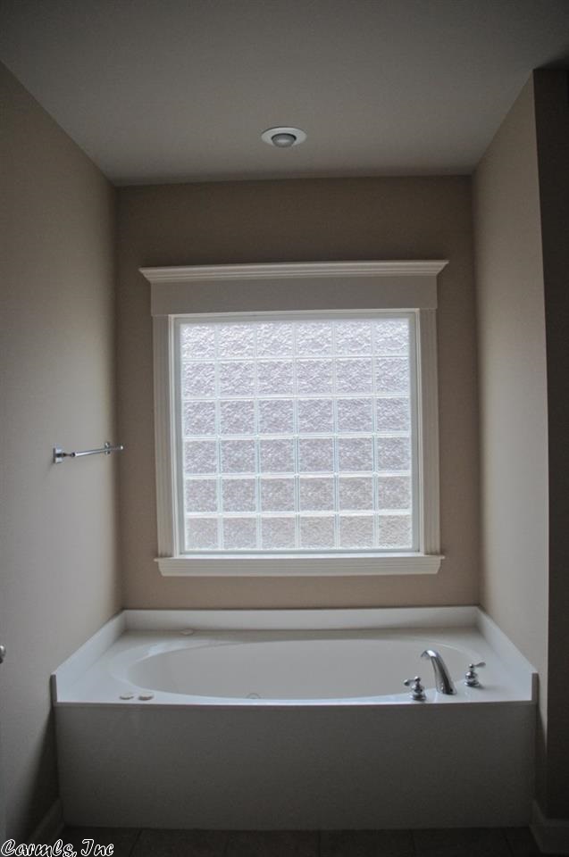 MILLERS CROSSING - Residential