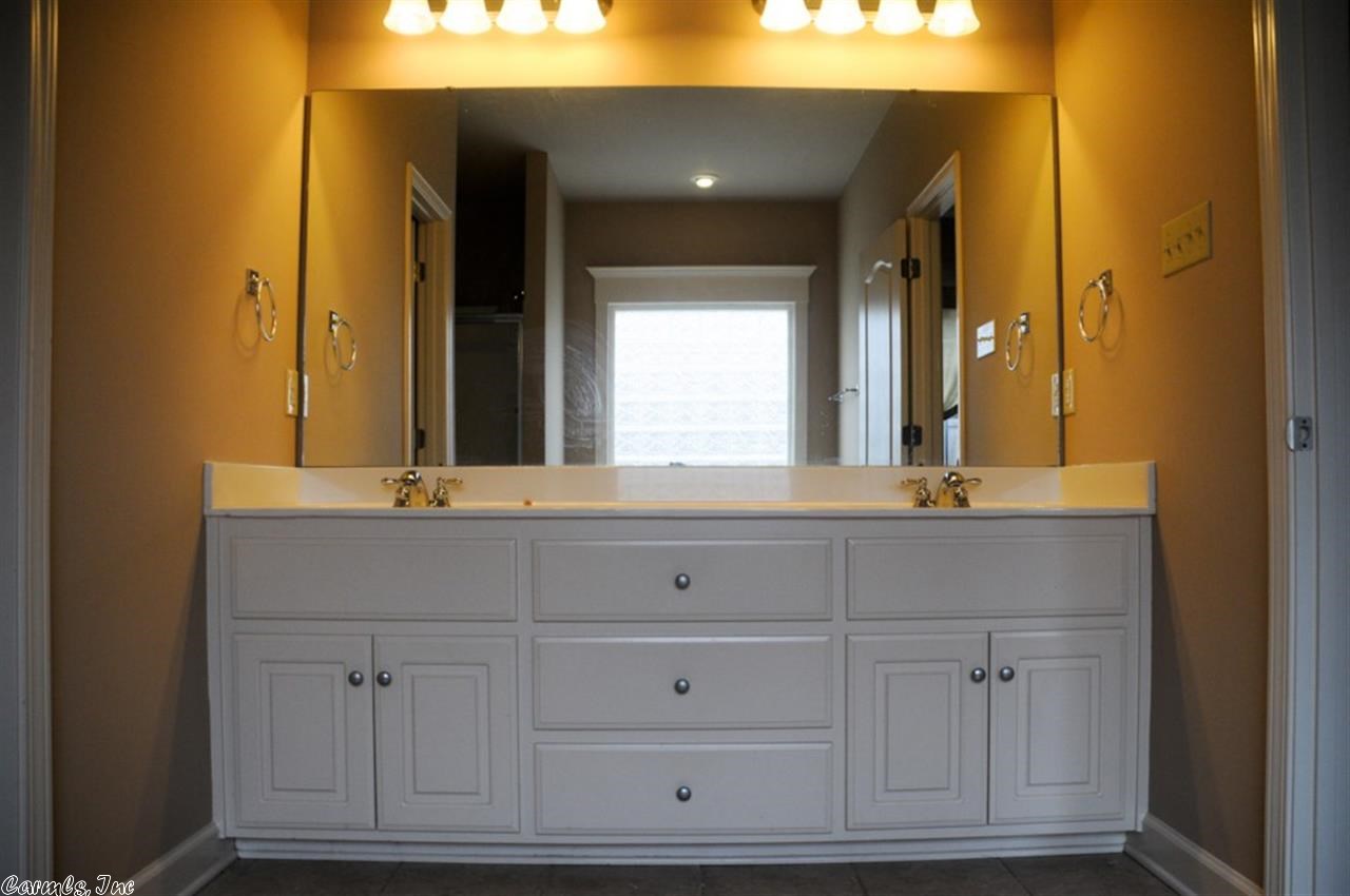 MILLERS CROSSING - Residential