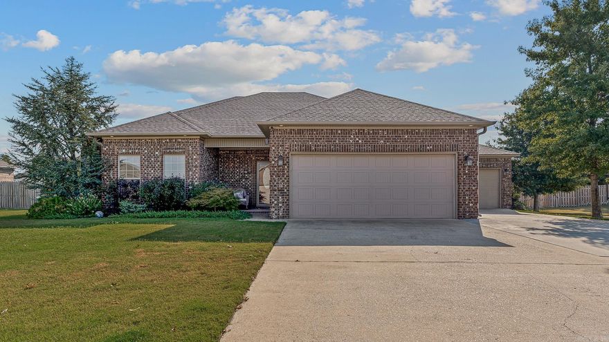 This delightful 1734 sq ft home at 102 Woody Lane in Bay, Arkansas offers the perfect blend of peaceful country living and easy access to city amenities. Located just minutes from Jonesboro and a short 45-minute drive from Memphis, this property combines comfort, functionality, and a fantastic location.