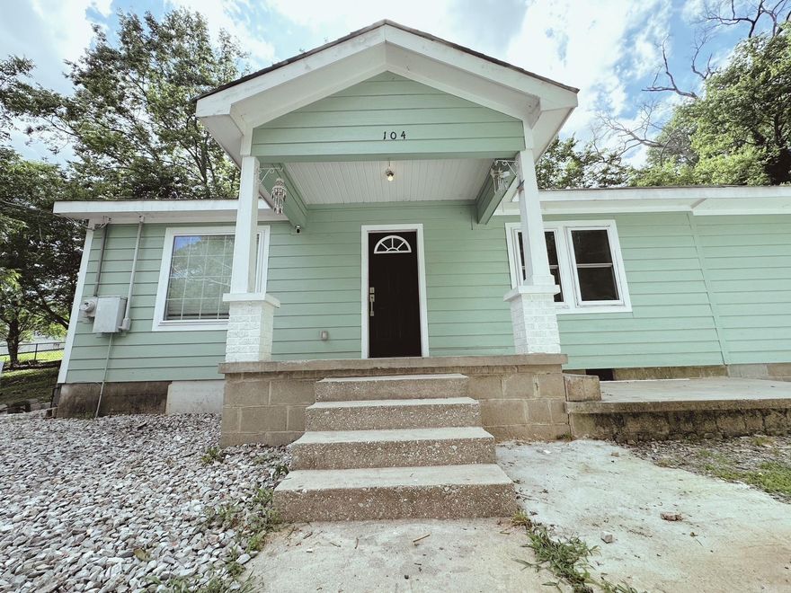 Beautifully renovated 4 Bedroom Home on a Corner Lot! HSSD Spacious Bedrooms, Walk-In Tile Showers in Both Bathrooms. Open Concept Kitchen/Livingroom. This house is priced to sell quick! A MUST SEE!