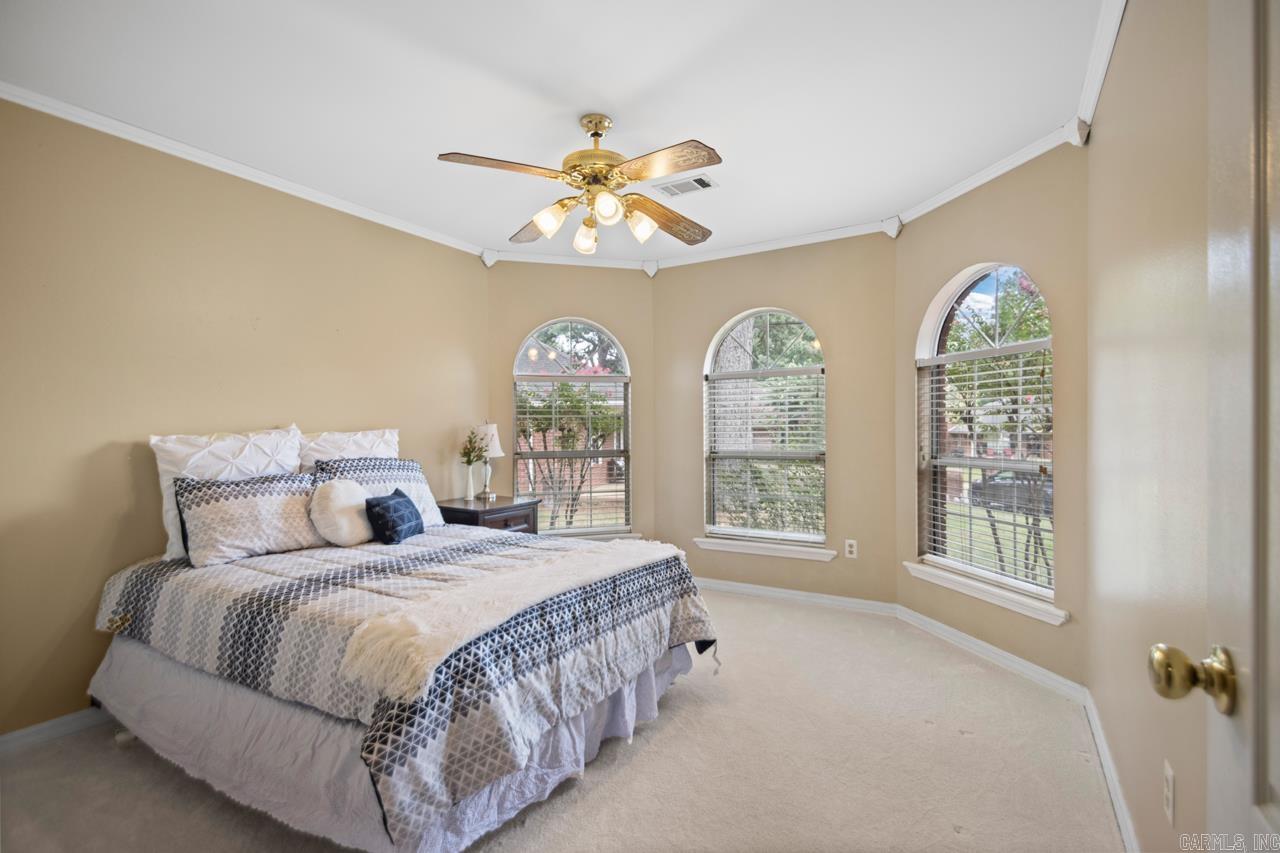 Pickwicket Corner - Residential