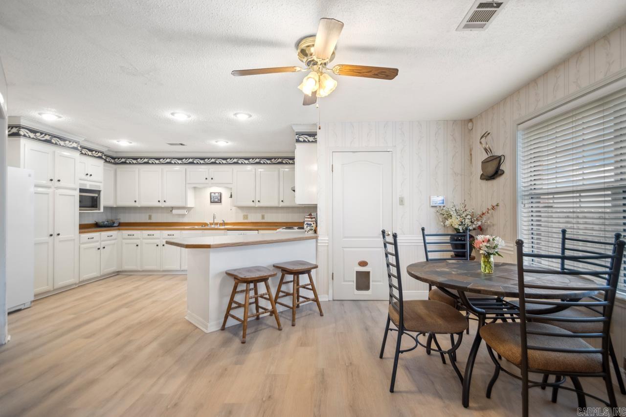 Pickwicket Corner - Residential