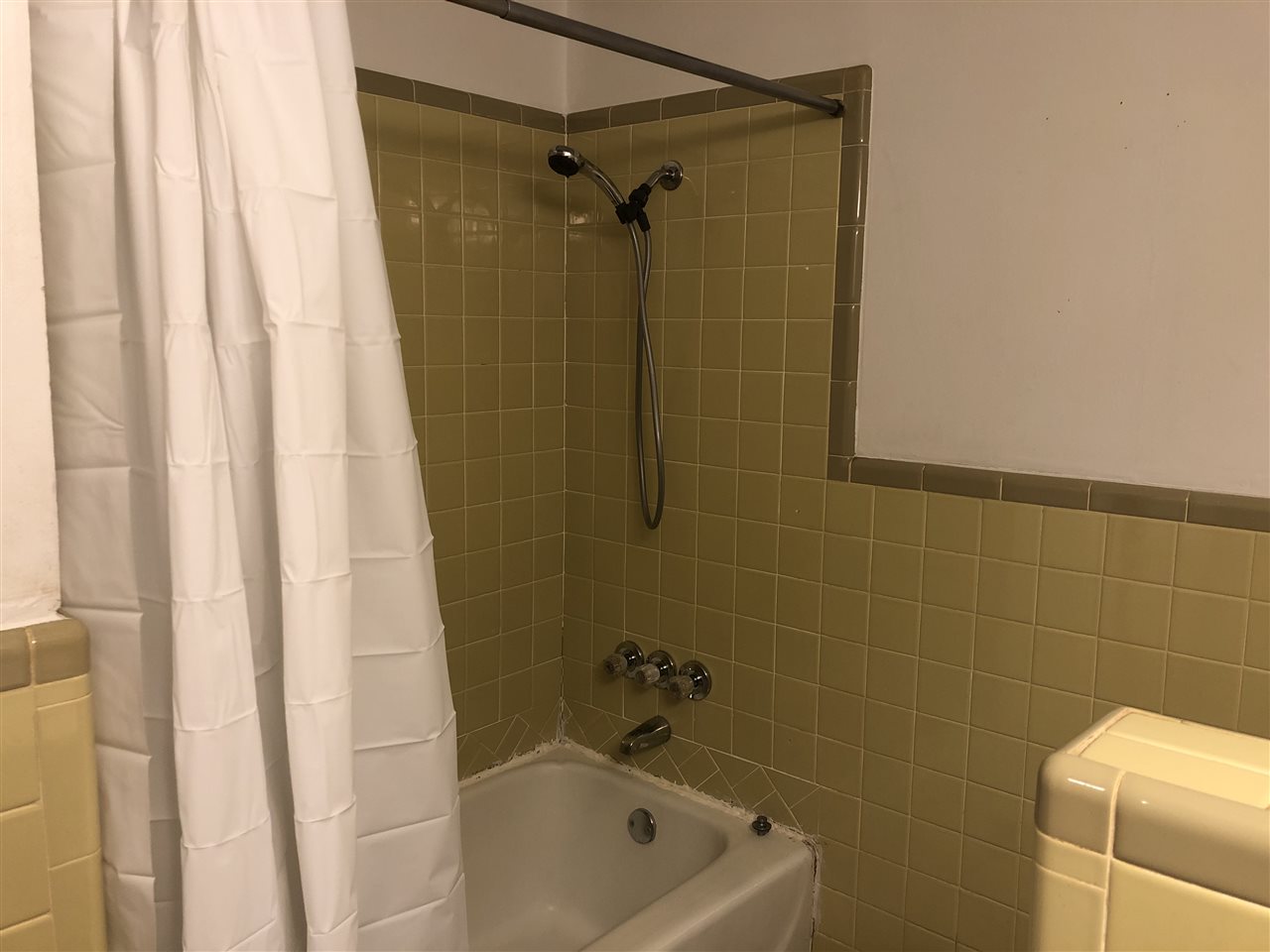 Cloverdale - Residential Lease