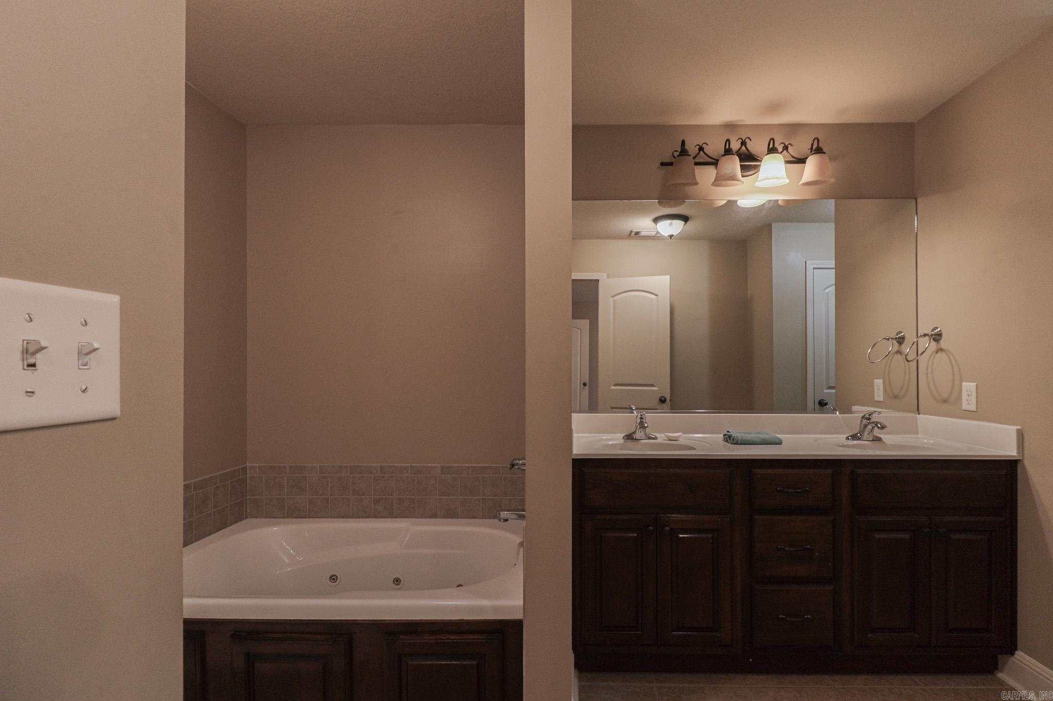 PROSPECT FARMS - Residential