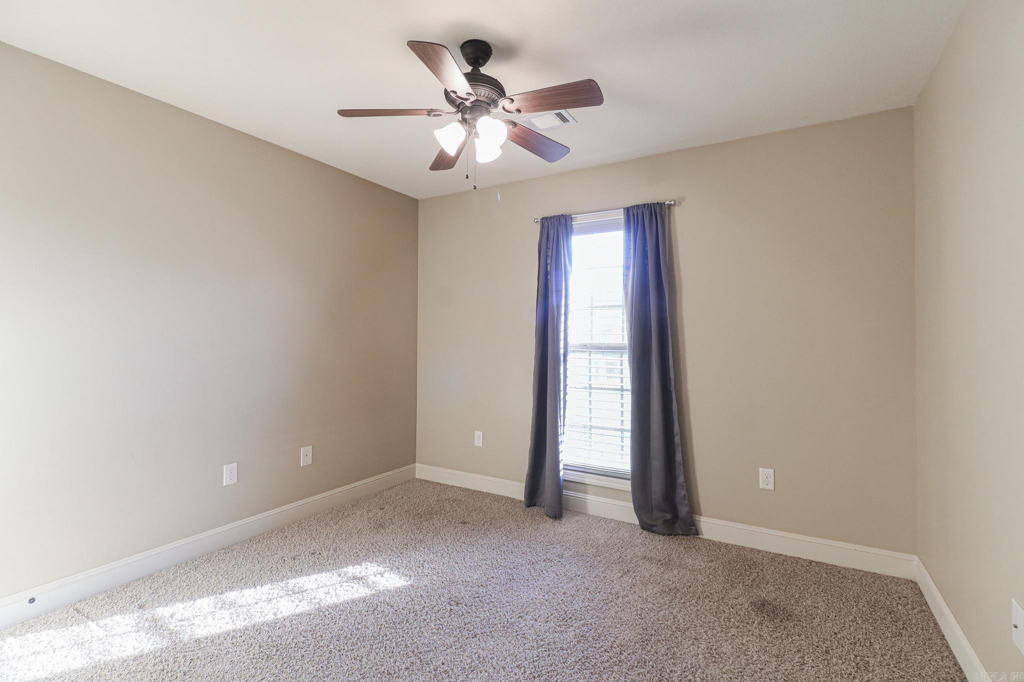 PROSPECT FARMS - Residential