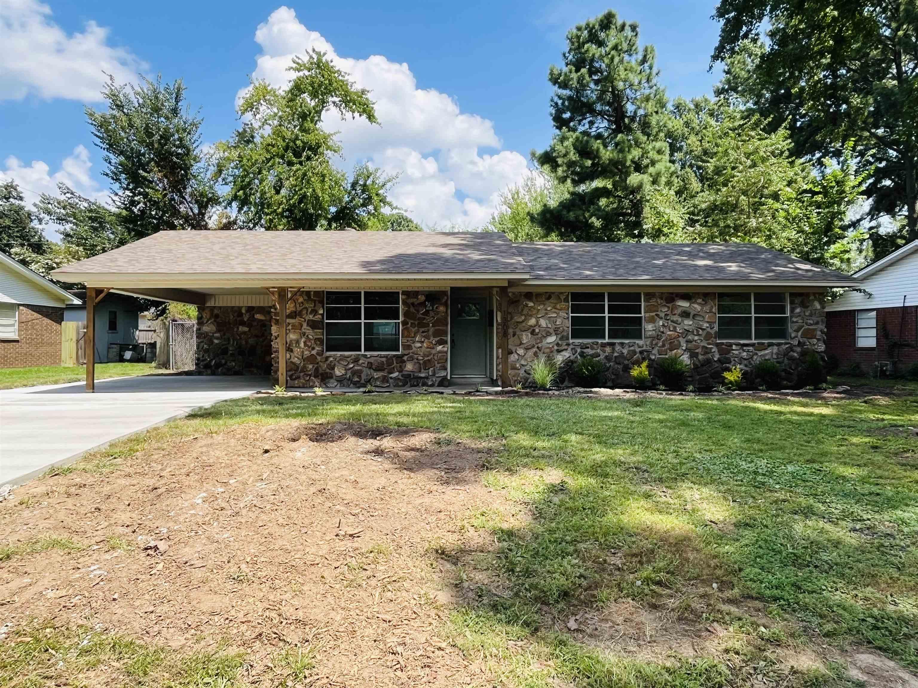 Welcome to this beautifully updated home nestled in a desirable neighborhood just a short walk from Conway High School! This move in ready gem boasts brand new LVP Flooring, Quartz Countertops, an oversized laundry/mud room, and a newly poured driveway. Located in a highly sought- after area, this home offers modern upgrades, spacious living, and a great convenience close to schools, parks, dining, and shopping. This home is an exceptional find and won't last long. Schedule your private showing today!