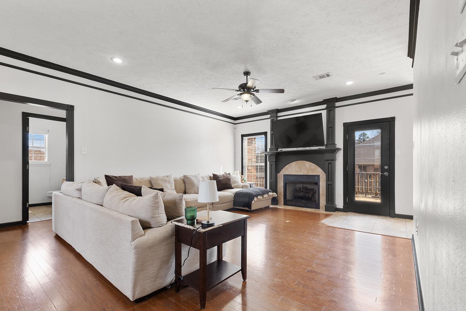 VINEYARD SUB PH I - Residential