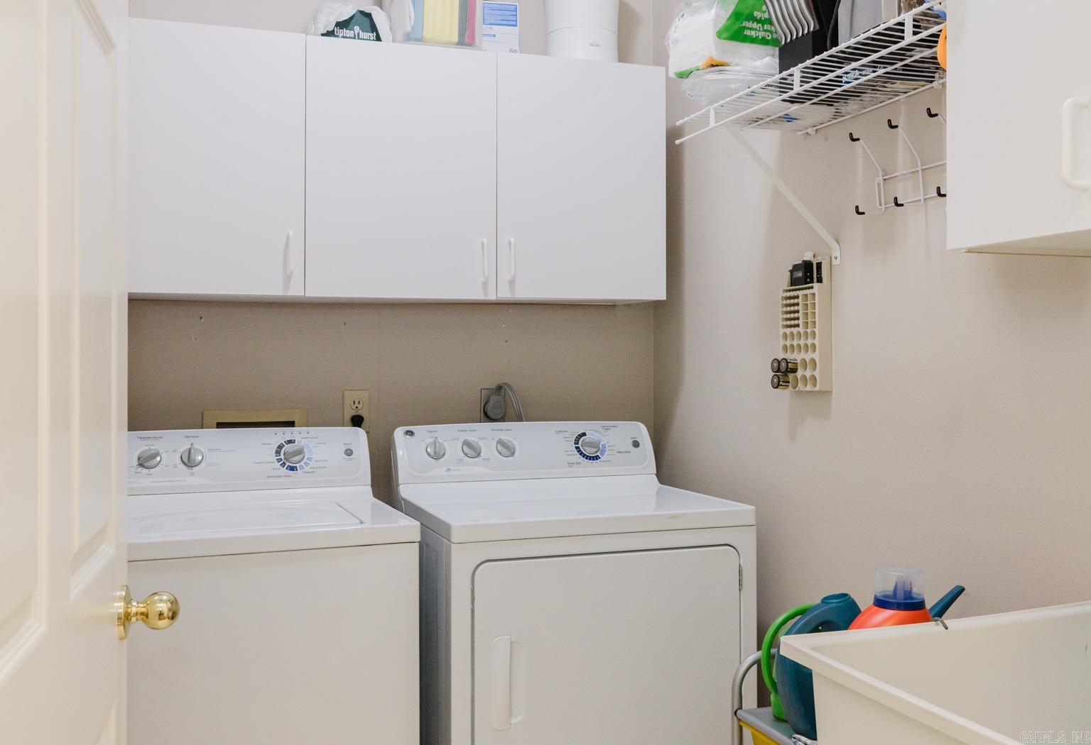 LEXINGTON PARK - Residential