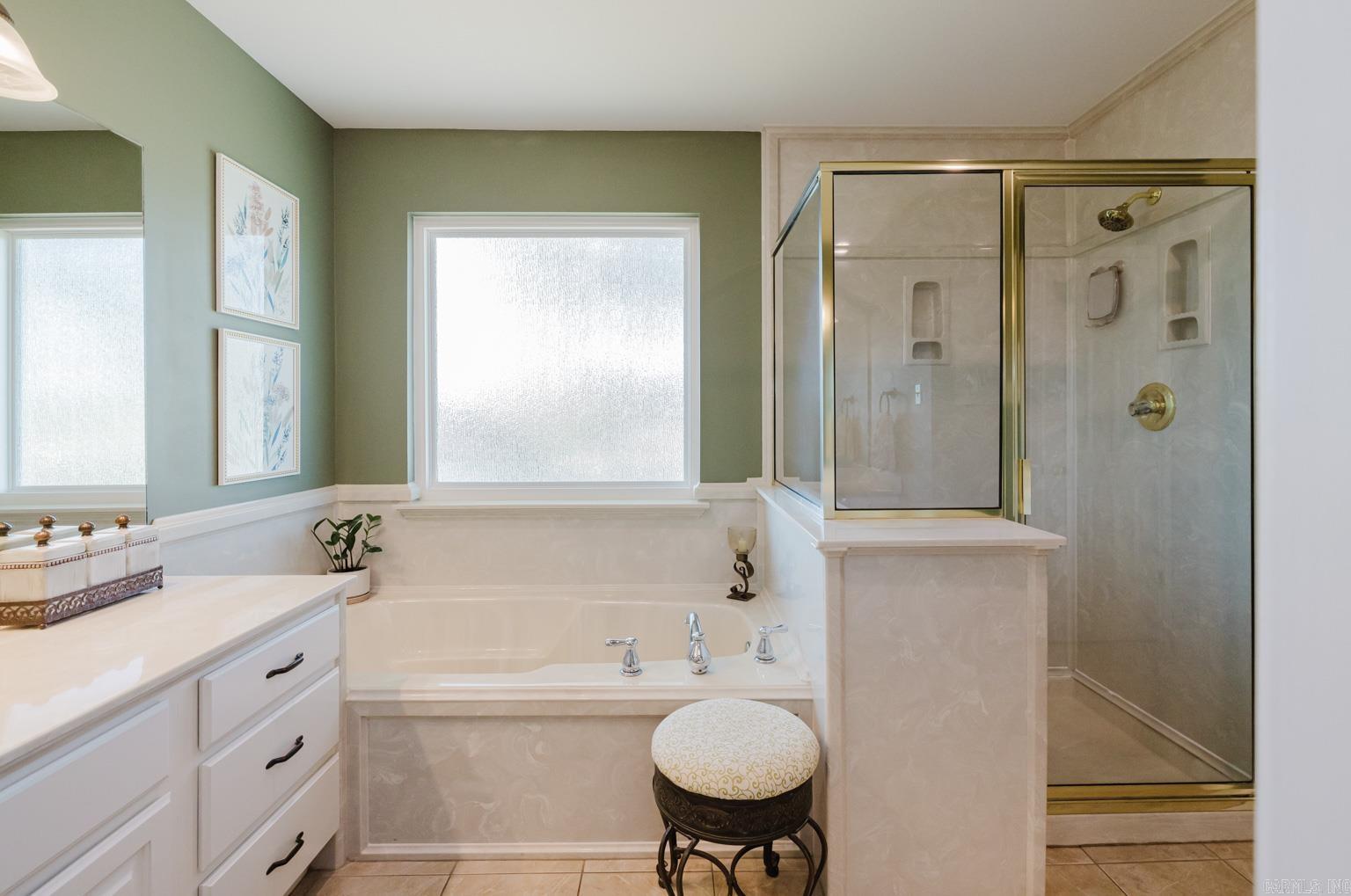 LEXINGTON PARK - Residential