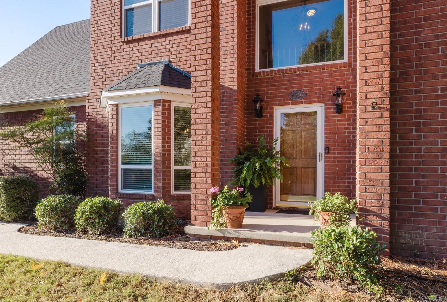 LEXINGTON PARK - Residential