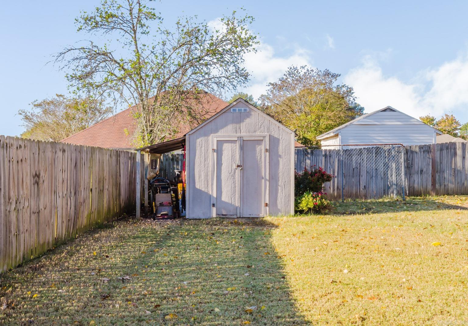 LEXINGTON PARK - Residential