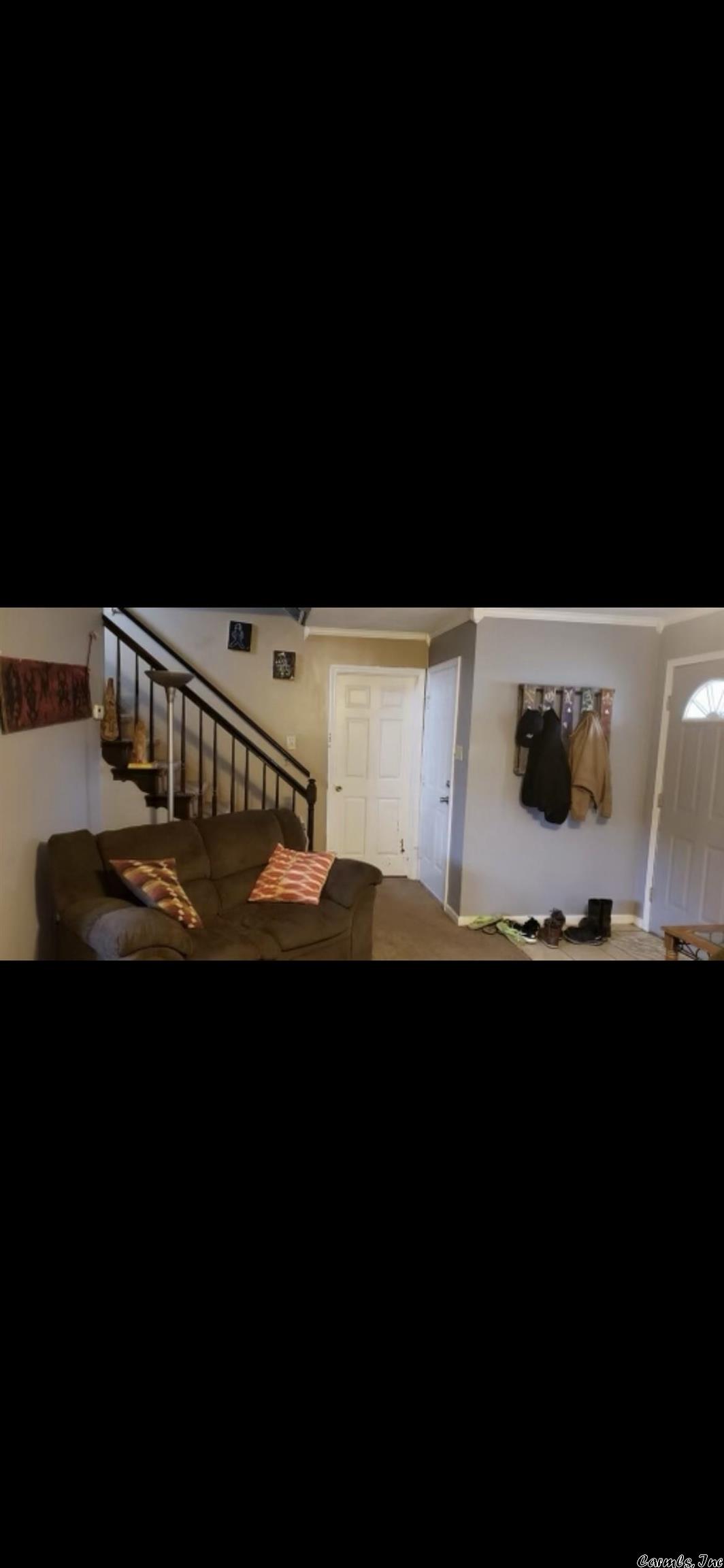 PLEASANT OAKS - Residential