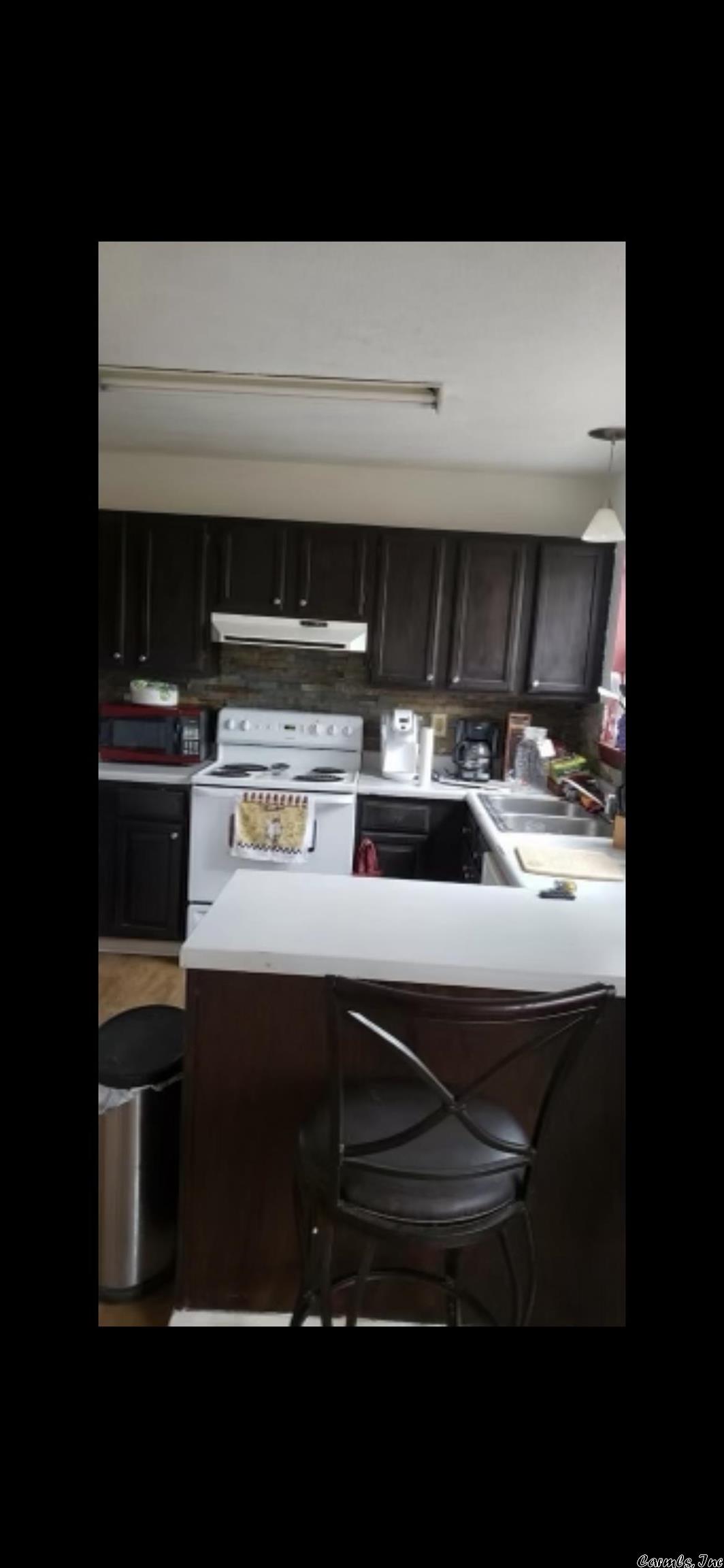 PLEASANT OAKS - Residential