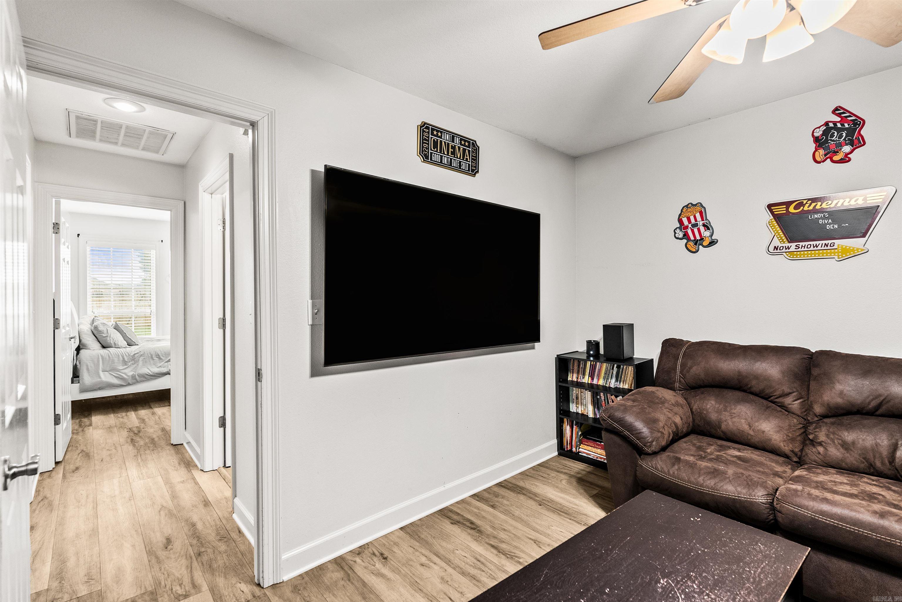 SPRING VALLEY - Residential