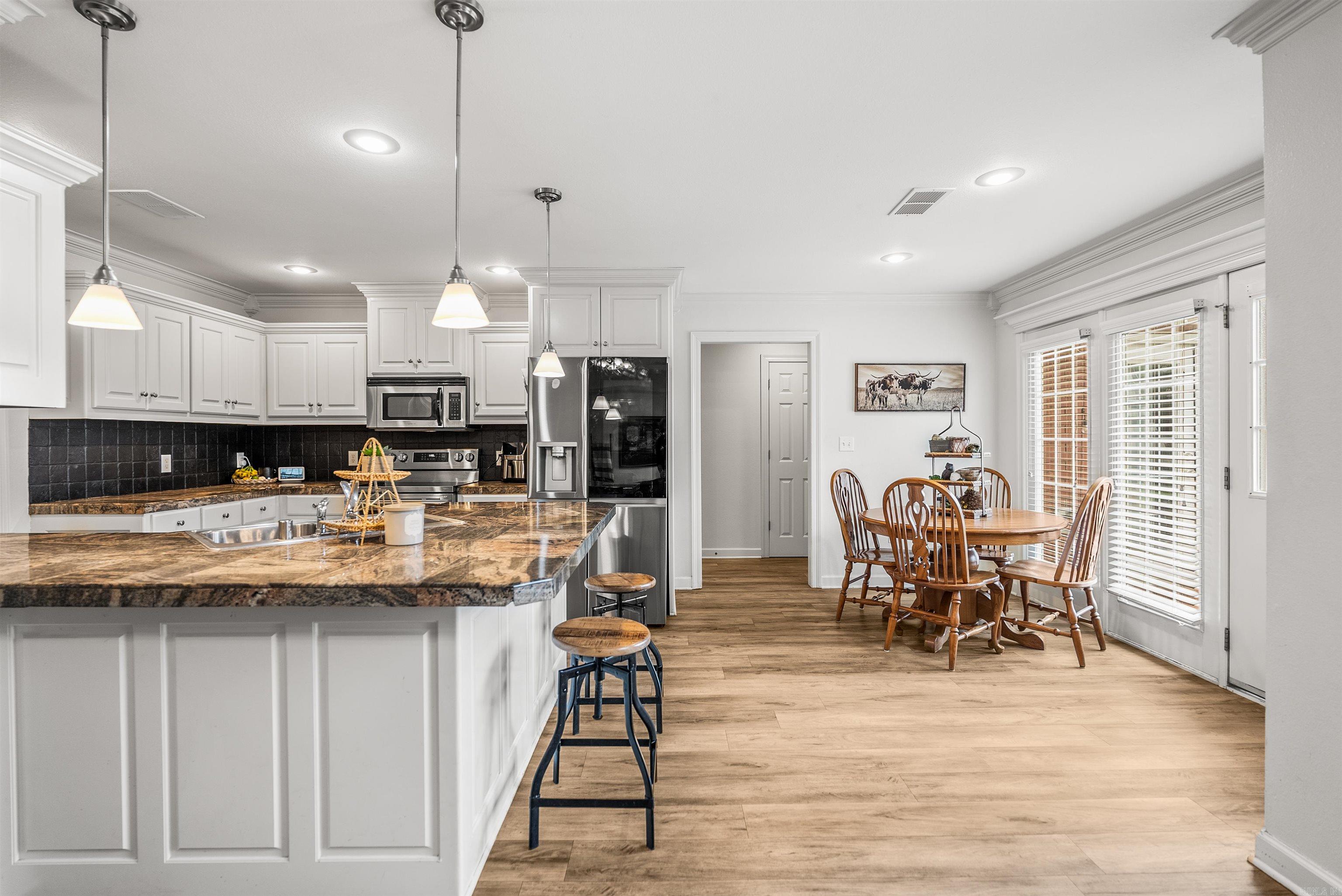 SPRING VALLEY - Residential