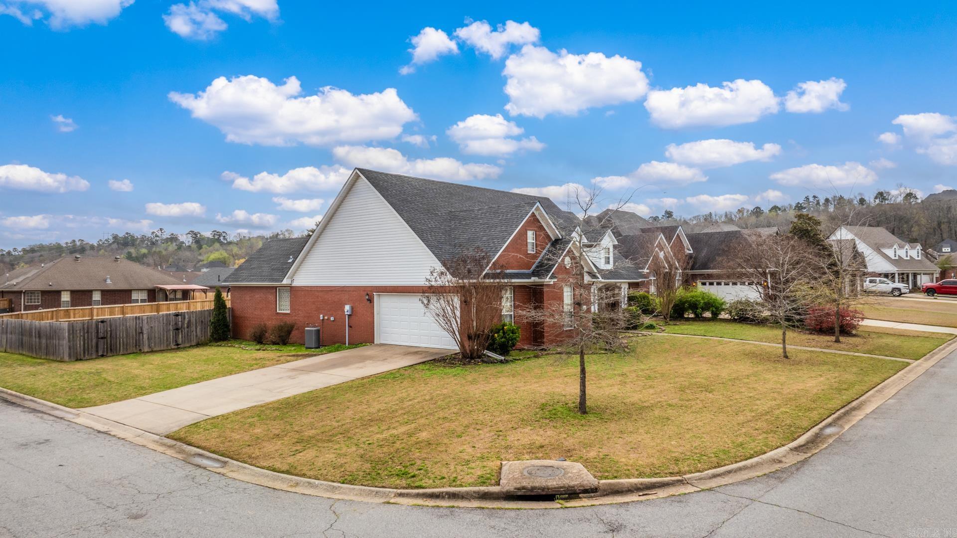 SPRING VALLEY - Residential