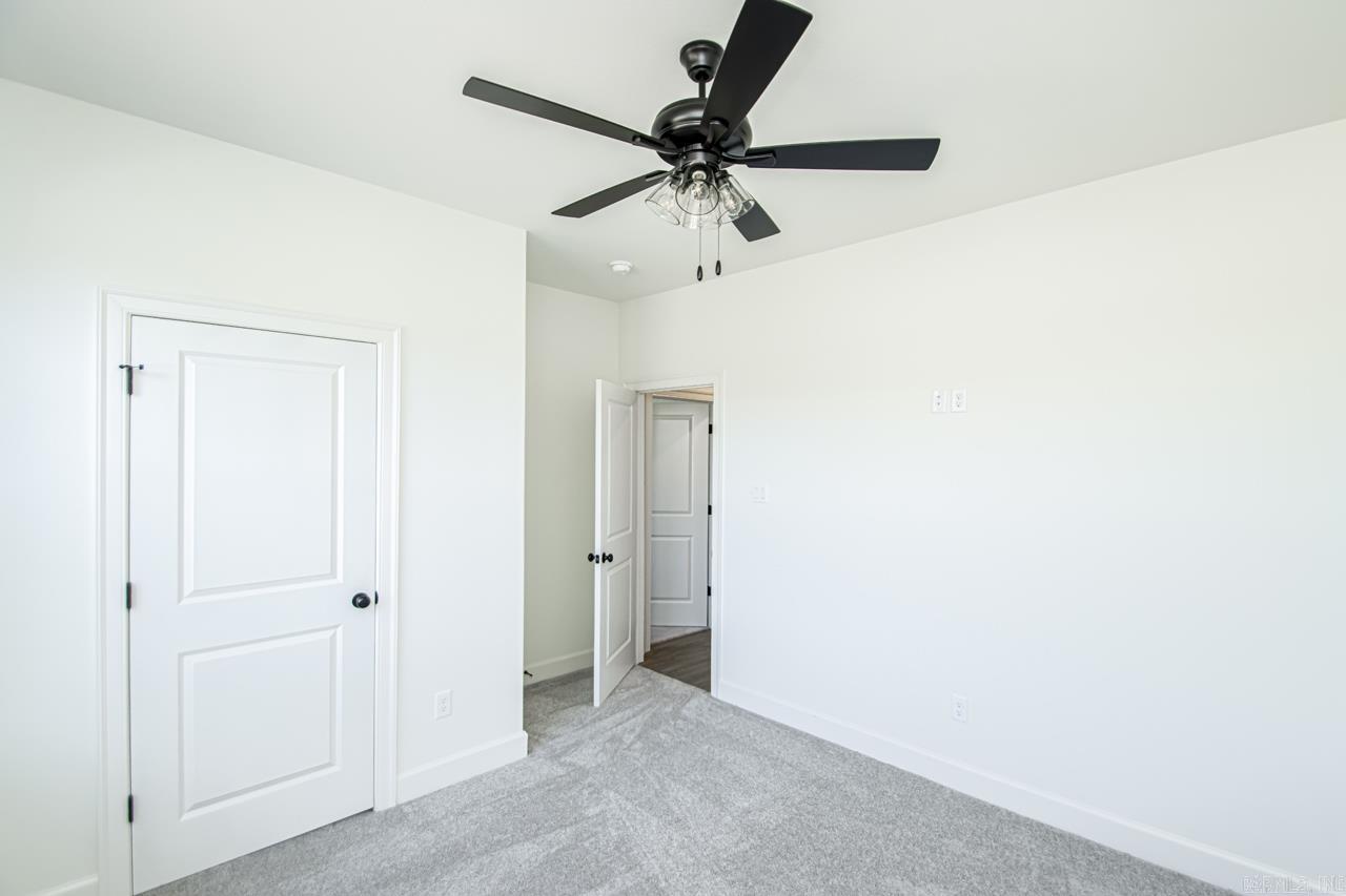 CYPRESS VALLEY - Residential