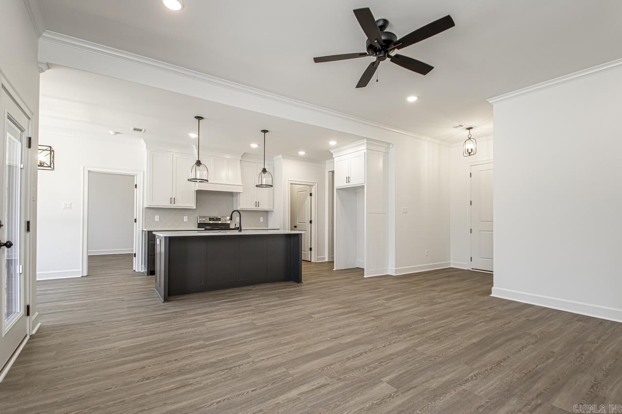 CYPRESS VALLEY - Residential