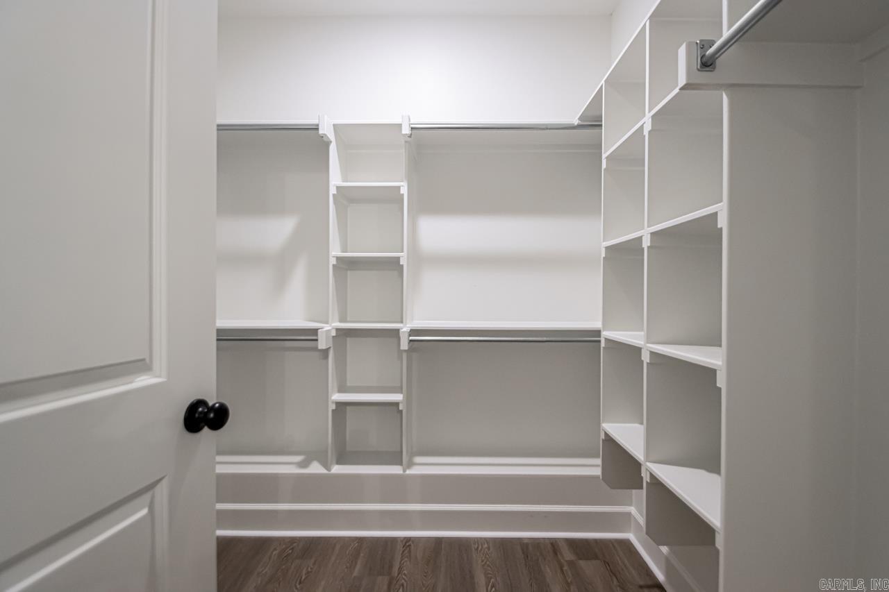 CYPRESS VALLEY - Residential