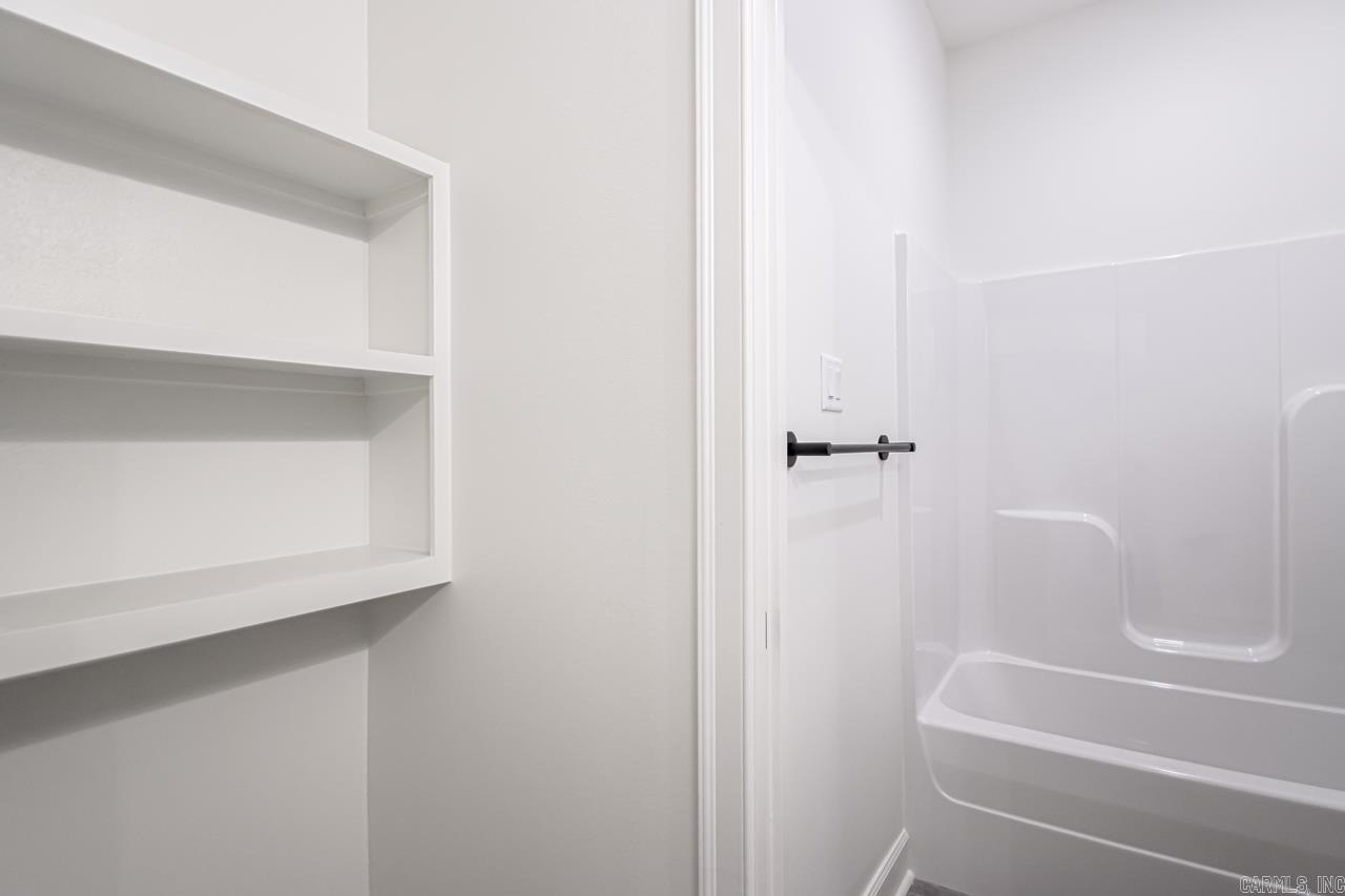 CYPRESS VALLEY - Residential