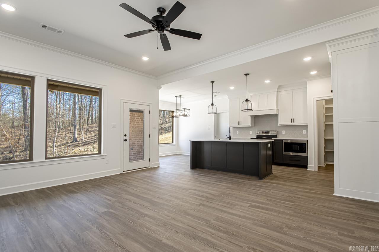 CYPRESS VALLEY - Residential