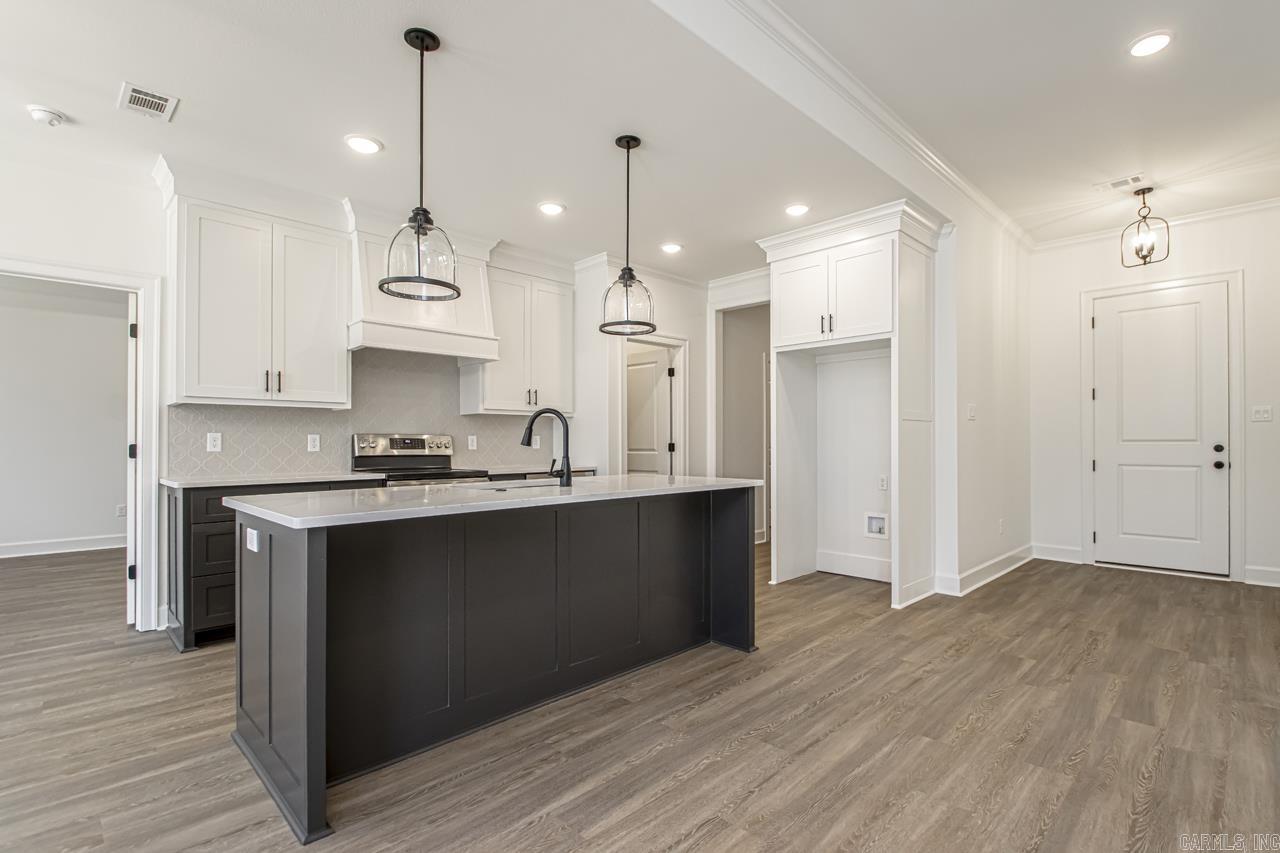 CYPRESS VALLEY - Residential