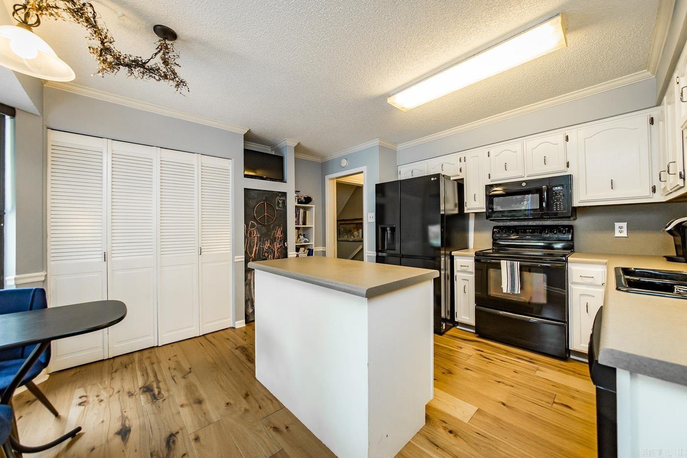 PLEASANT VIEW - Residential