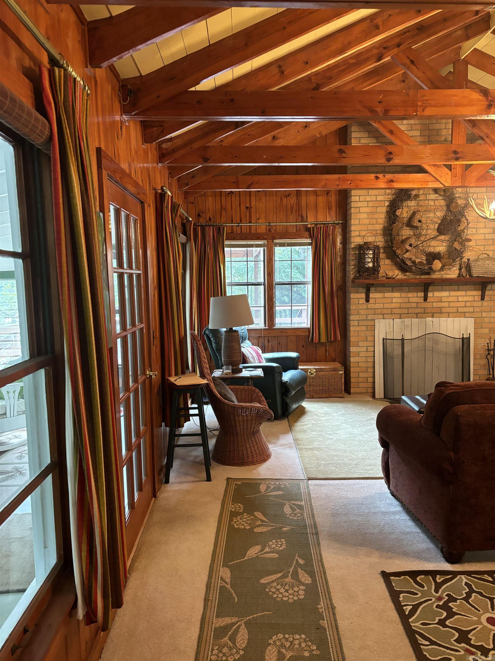 COWHIDE COVE HOME - Residential