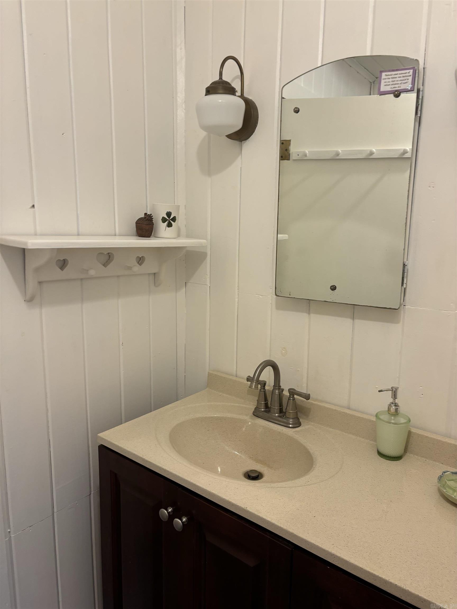 COWHIDE COVE HOME - Residential
