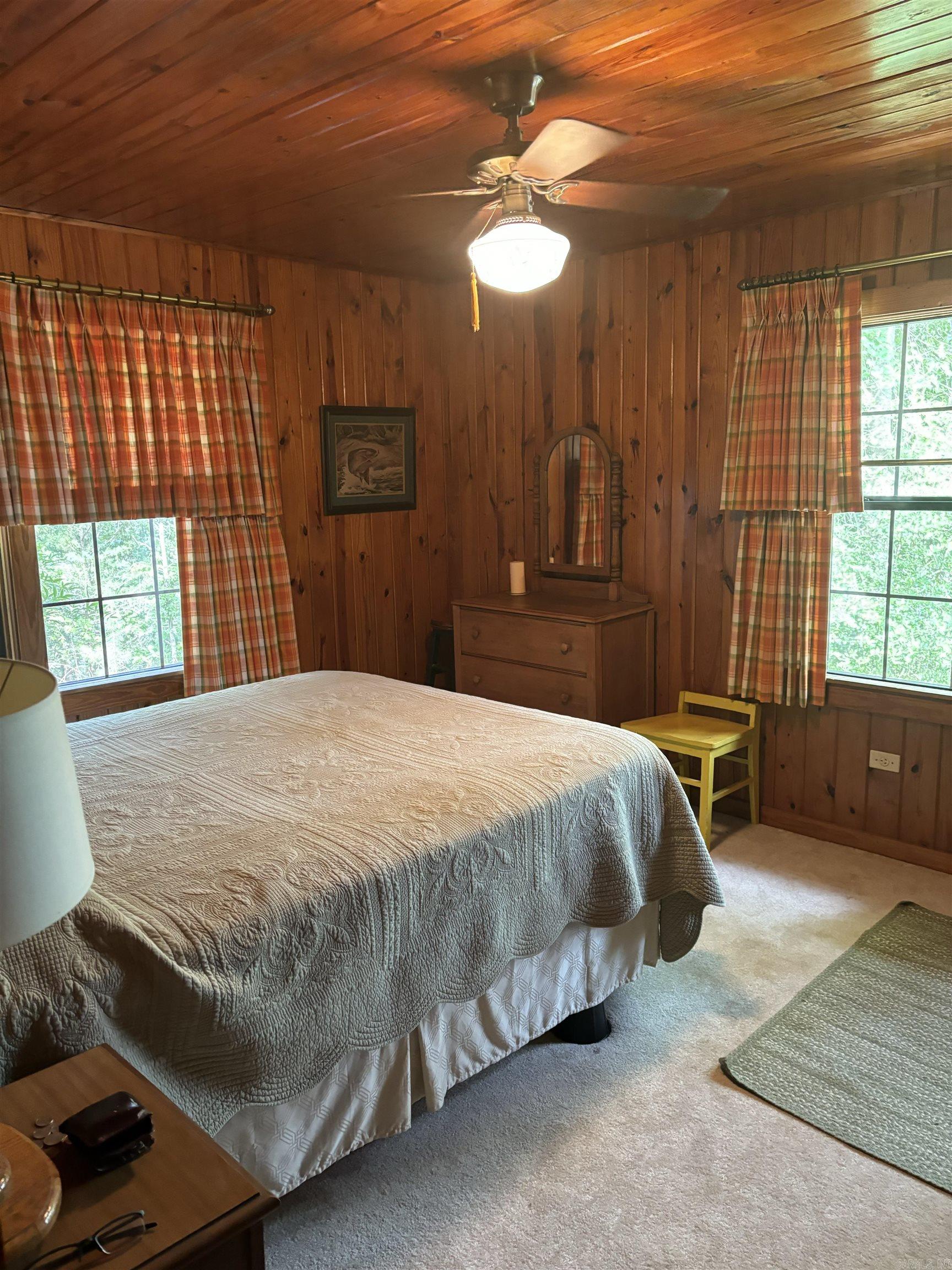 COWHIDE COVE HOME - Residential