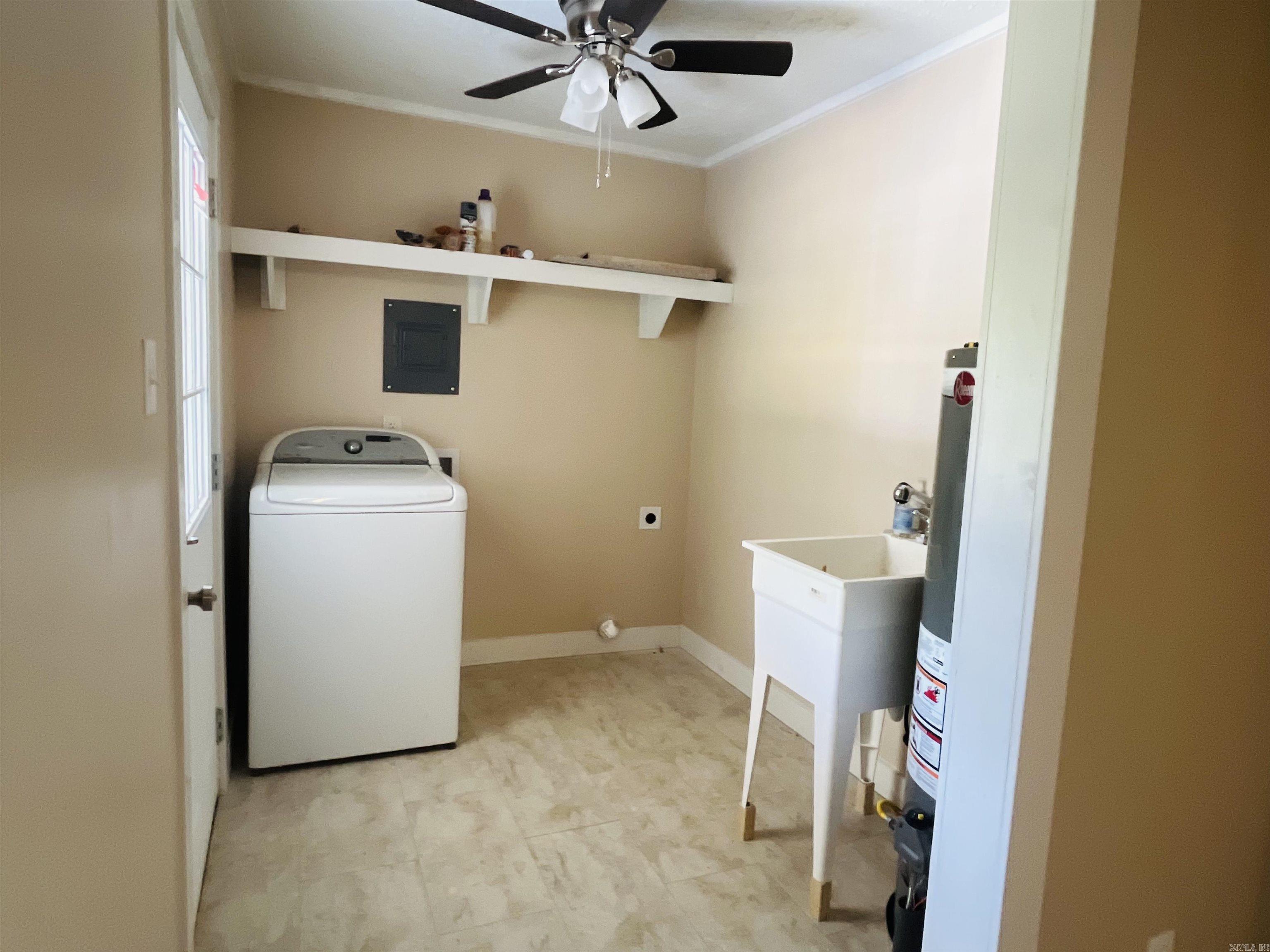 HURRICANE SHORE - Residential