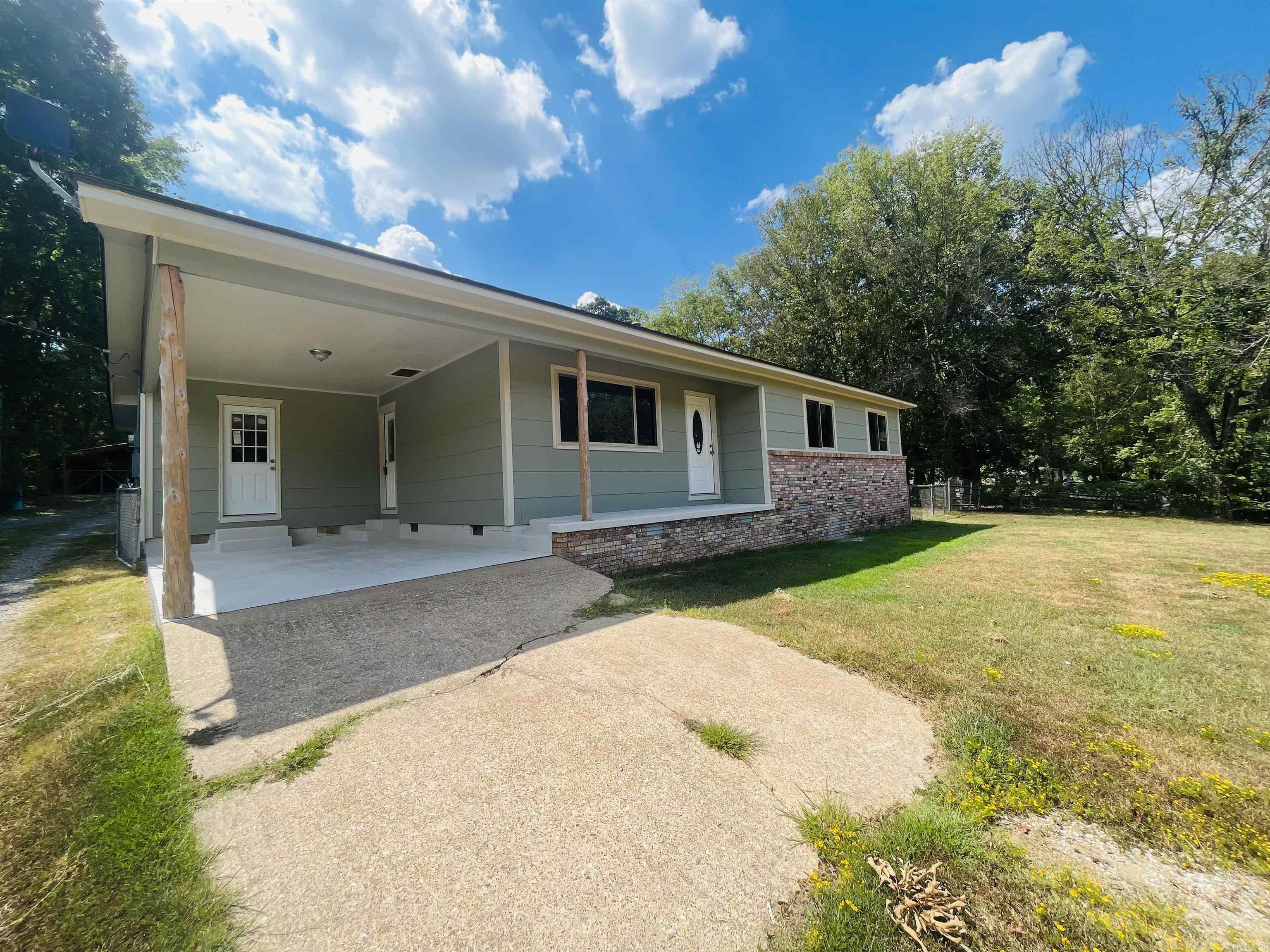 HURRICANE SHORE - Residential