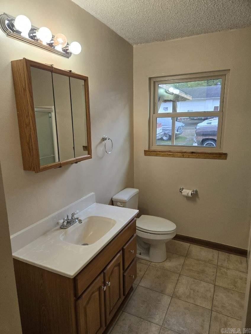 HURRICANE SHORE - Residential