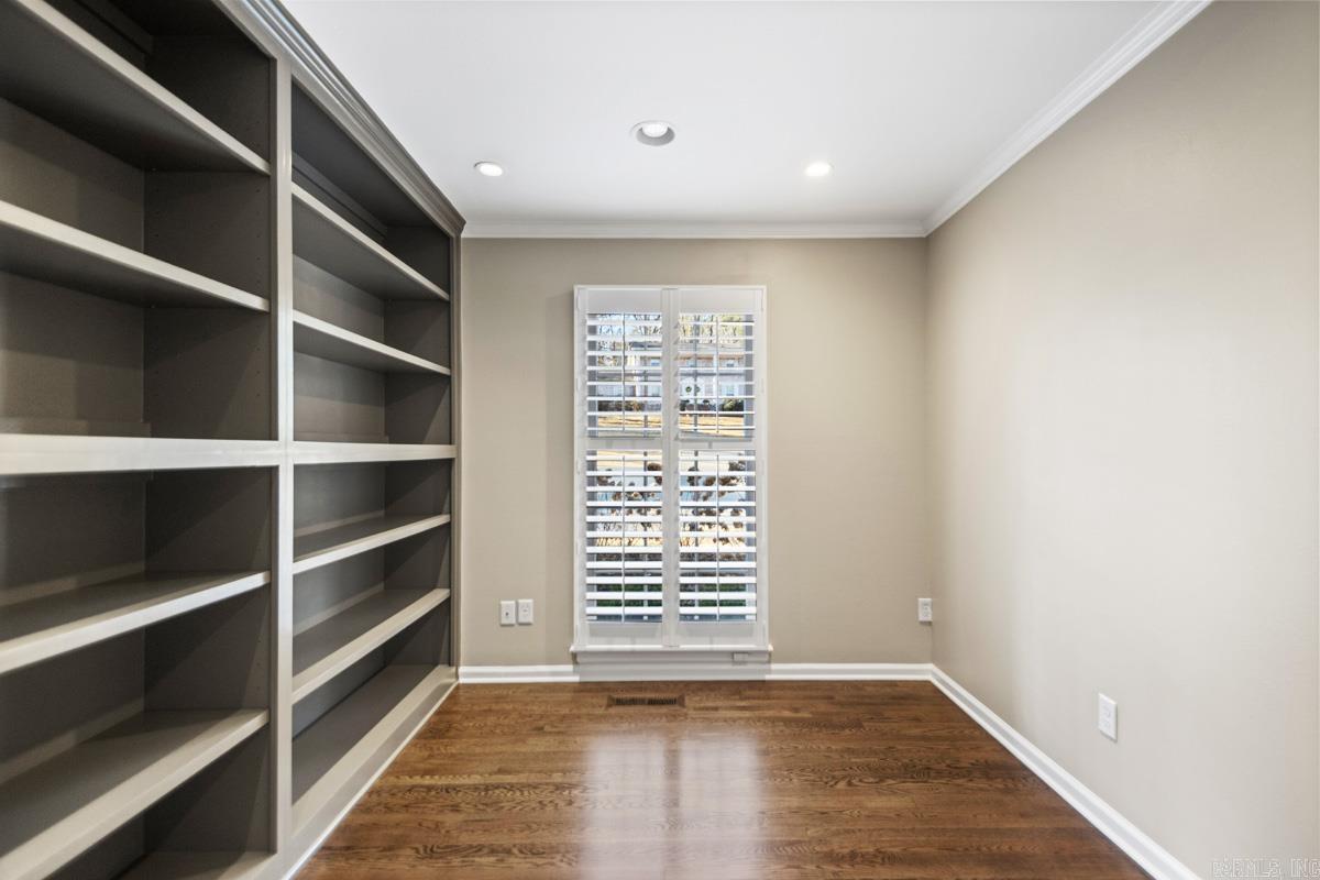 PLEASANT VALLEY - Residential