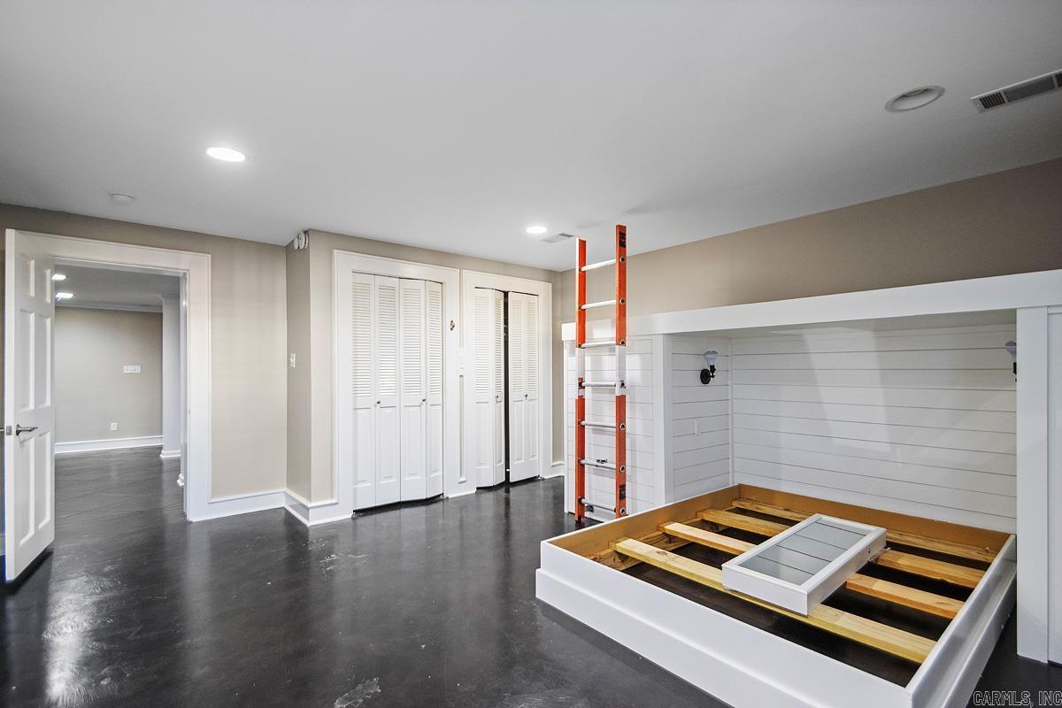 PLEASANT VALLEY - Residential