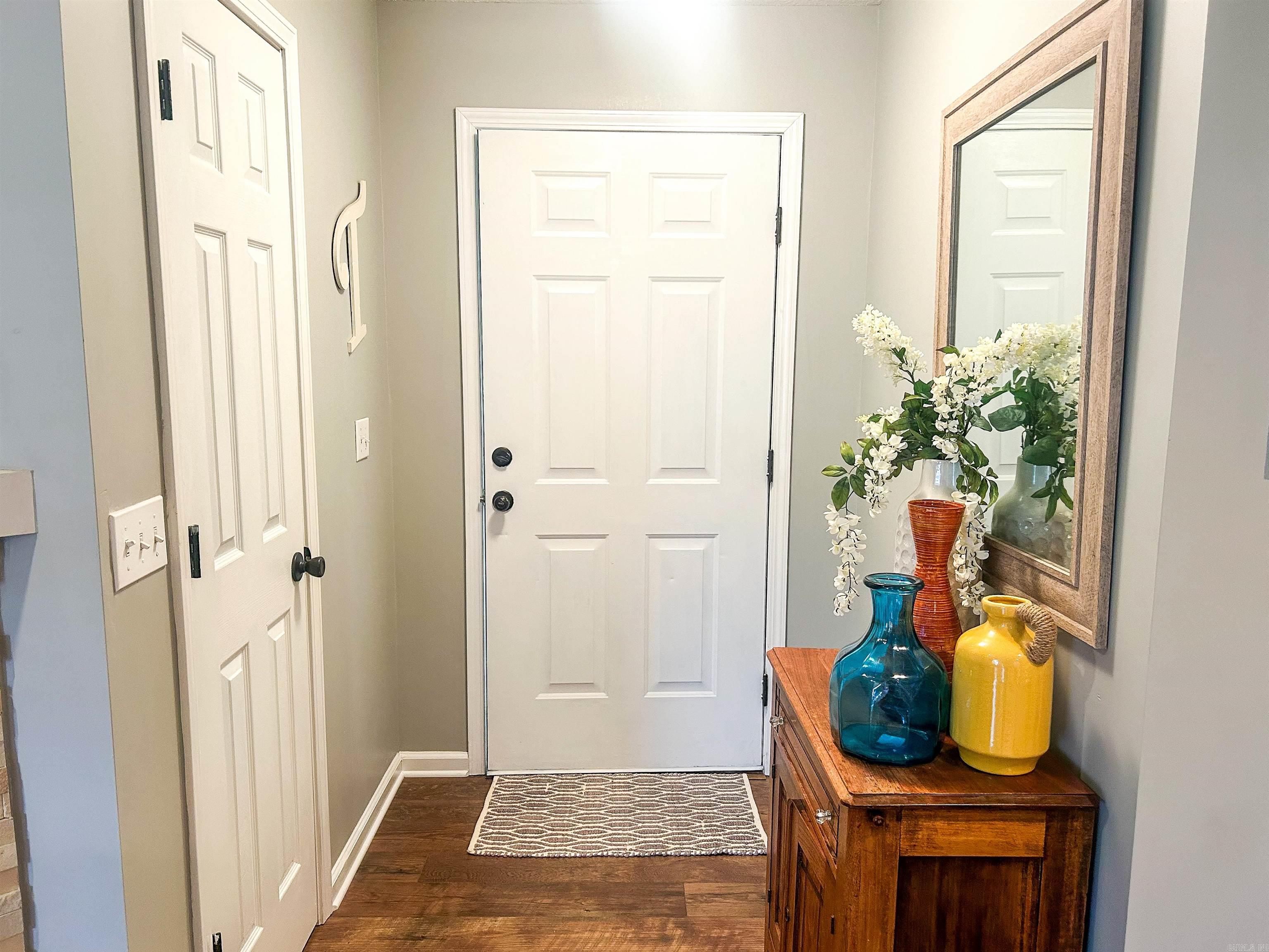 WALNUT CORNER - Residential