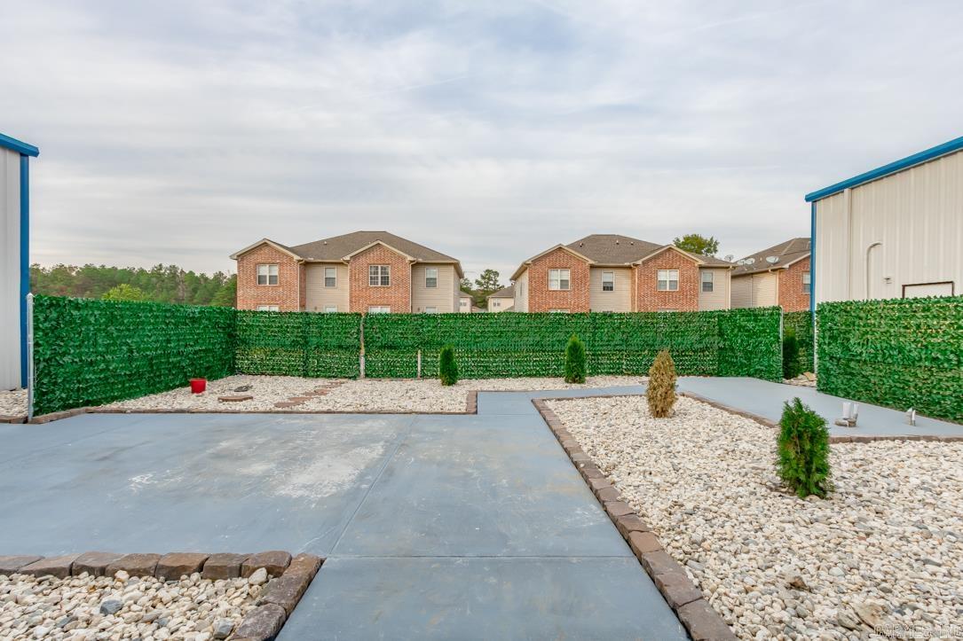 Maple Creek Farms - Residential Lease